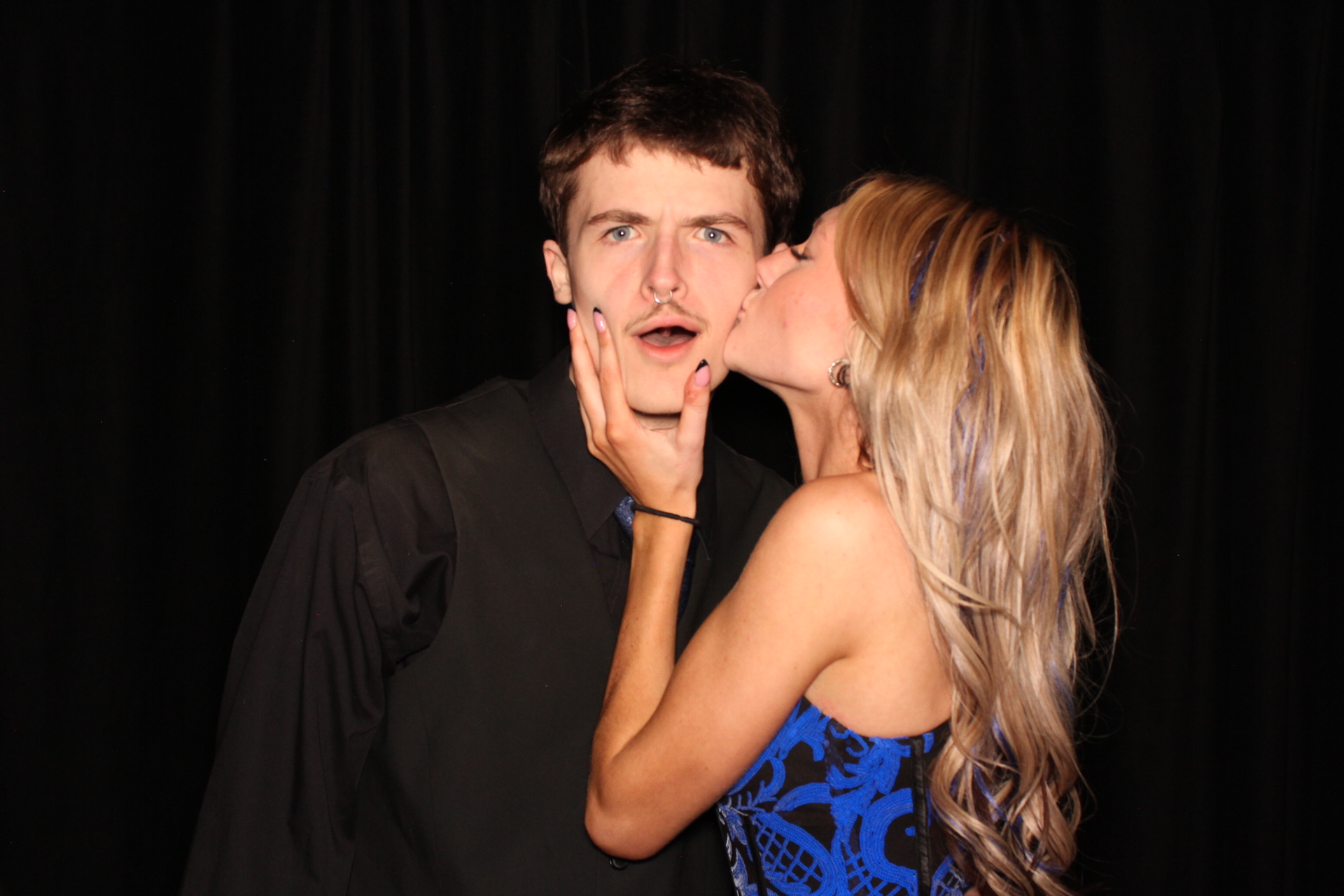 Batavia Prom | View more photos from the event at gallery.photoboothcincy.com/u/PhotoBoothCincy/Batavia-Prom