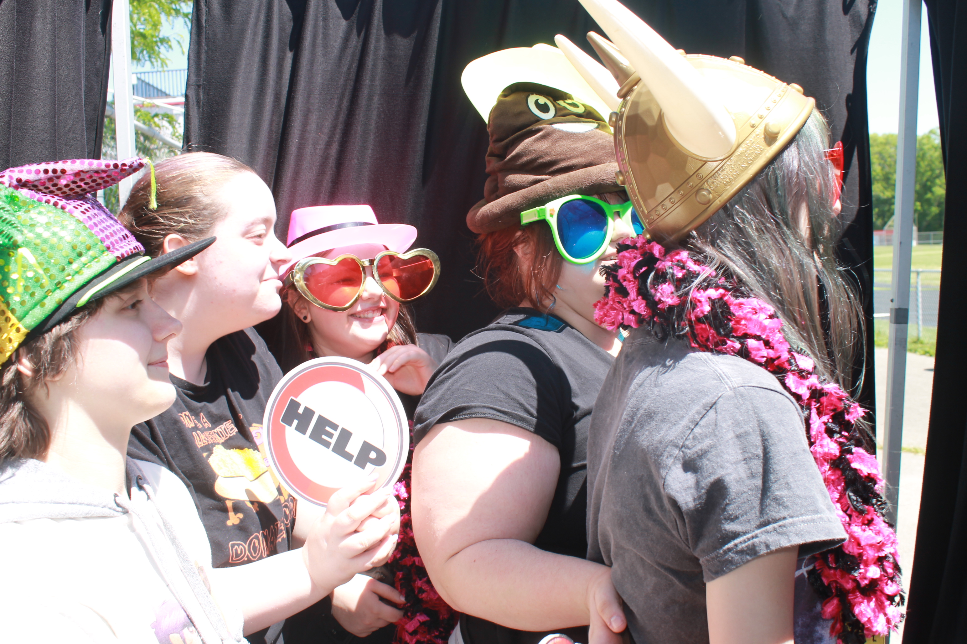 Bethel-Tate High School Senior Picnic | View more photos from the event at gallery.photoboothcincy.com/u/PhotoBoothCincy/Bethel-Tate-High-School-Senior-Picnic