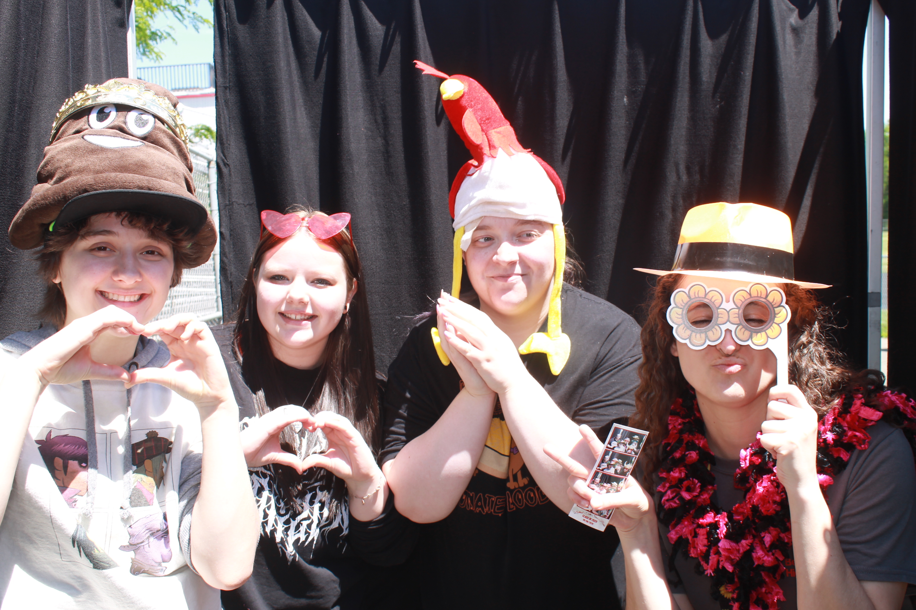 Bethel-Tate High School Senior Picnic | View more photos from the event at gallery.photoboothcincy.com/u/PhotoBoothCincy/Bethel-Tate-High-School-Senior-Picnic