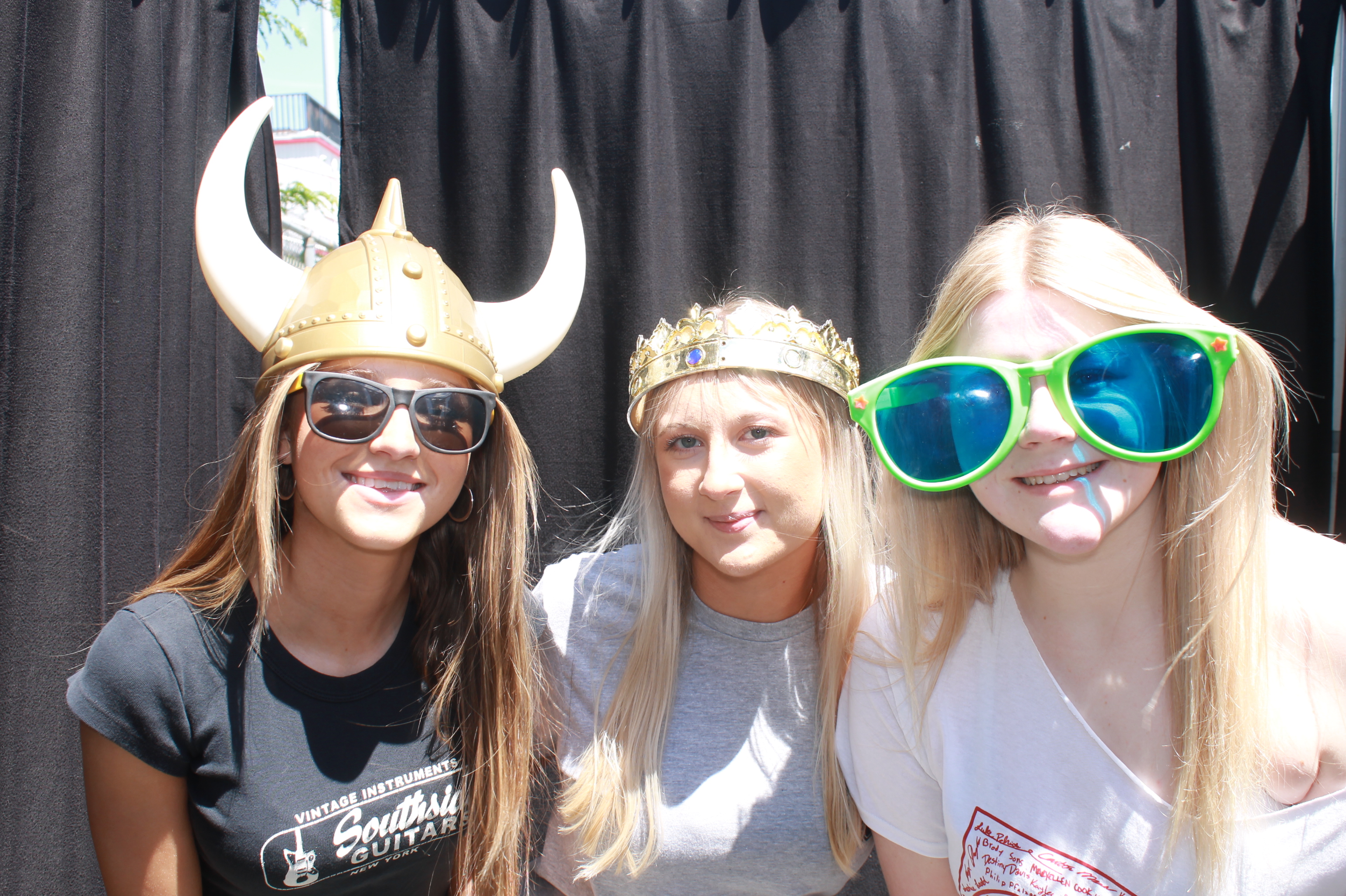 Bethel-Tate High School Senior Picnic | View more photos from the event at gallery.photoboothcincy.com/u/PhotoBoothCincy/Bethel-Tate-High-School-Senior-Picnic