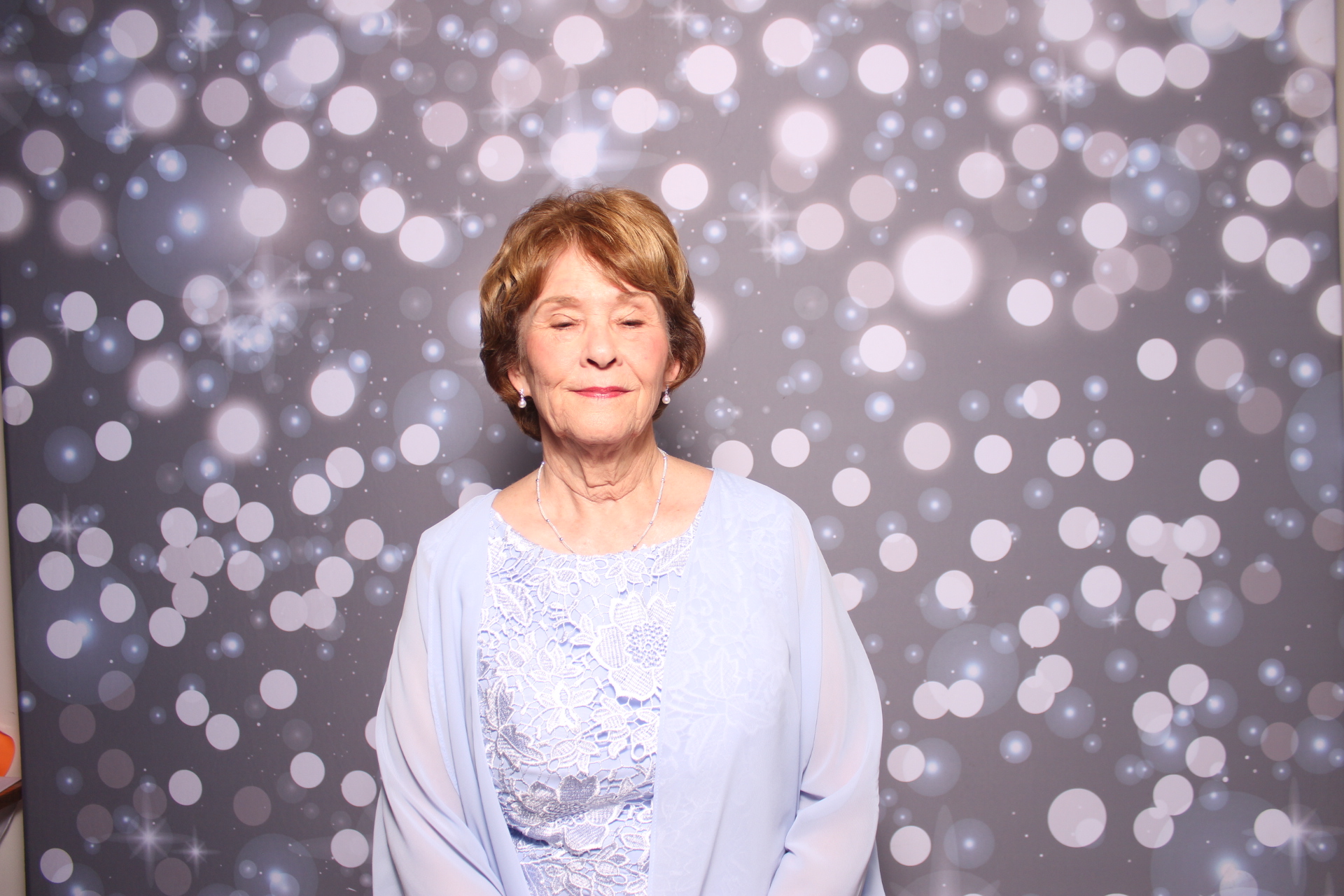 Brenden & Danica’s Wedding | View more photos from the event at gallery.photoboothcincy.com/u/PhotoBoothCincy/Brenden-Danica’s-Wedding