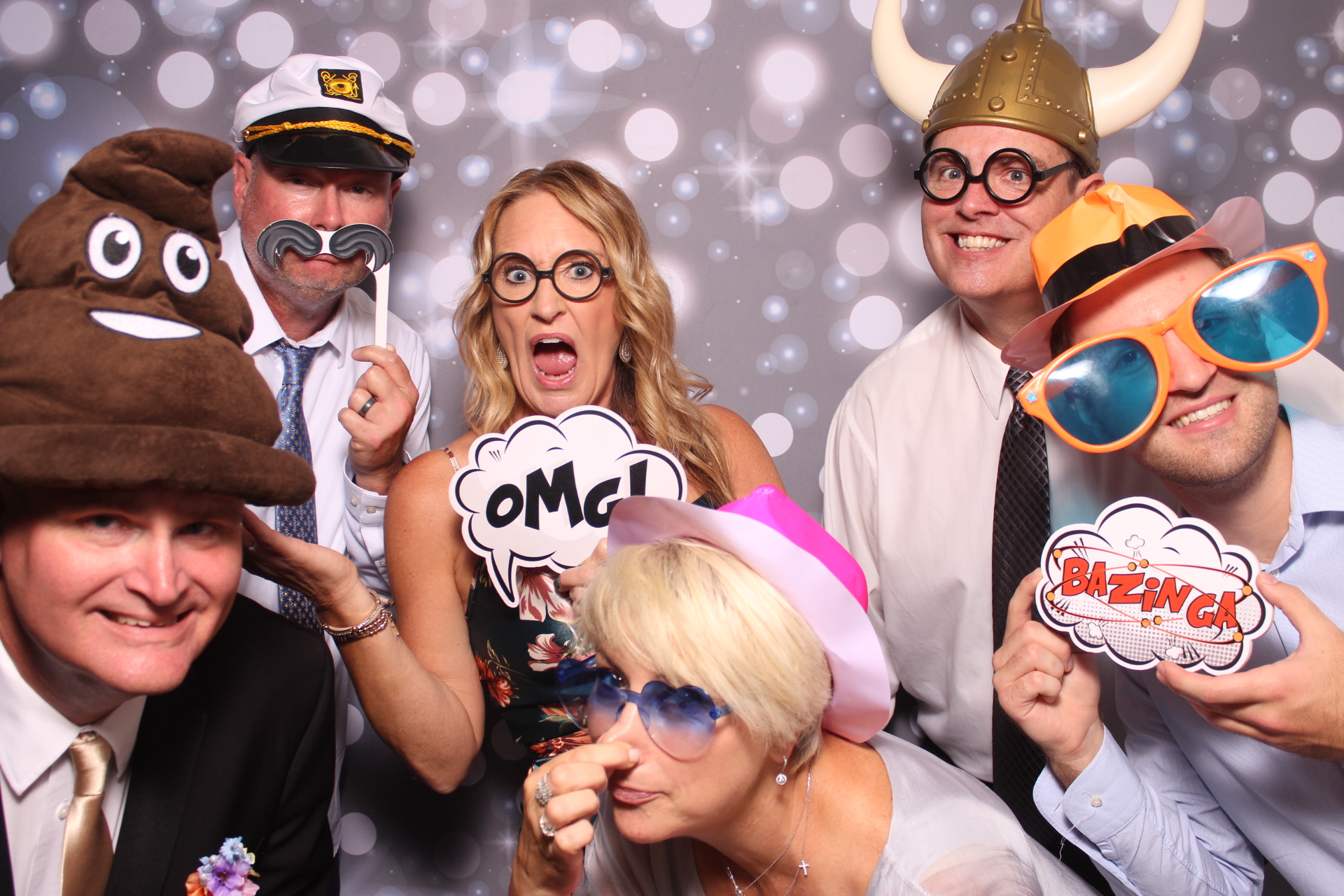 Brenden & Danica’s Wedding | View more photos from the event at gallery.photoboothcincy.com/u/PhotoBoothCincy/Brenden-Danica’s-Wedding