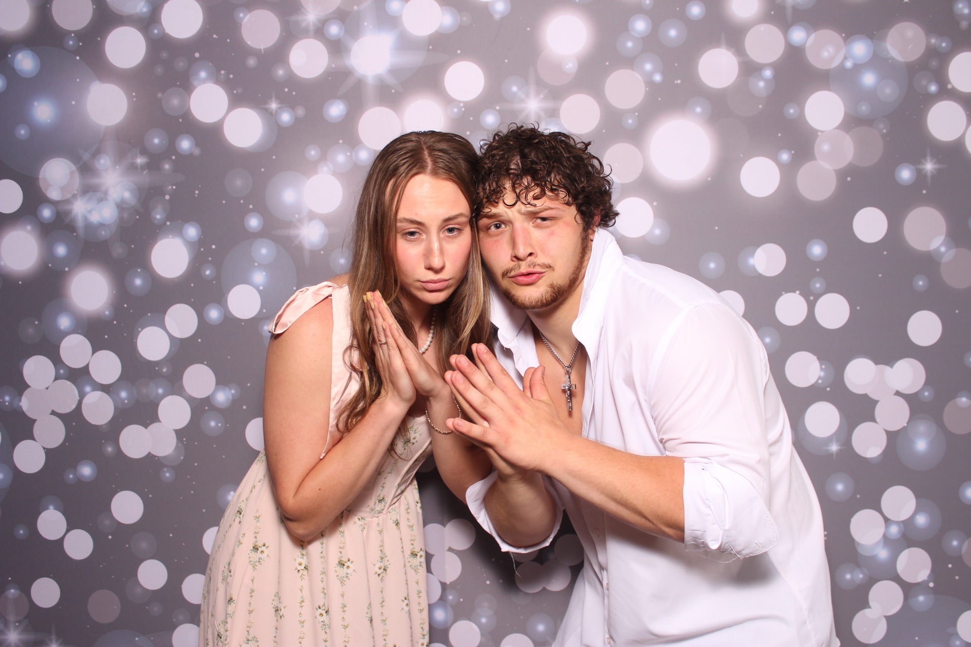 Brenden & Danica’s Wedding | View more photos from the event at gallery.photoboothcincy.com/u/PhotoBoothCincy/Brenden-Danica’s-Wedding