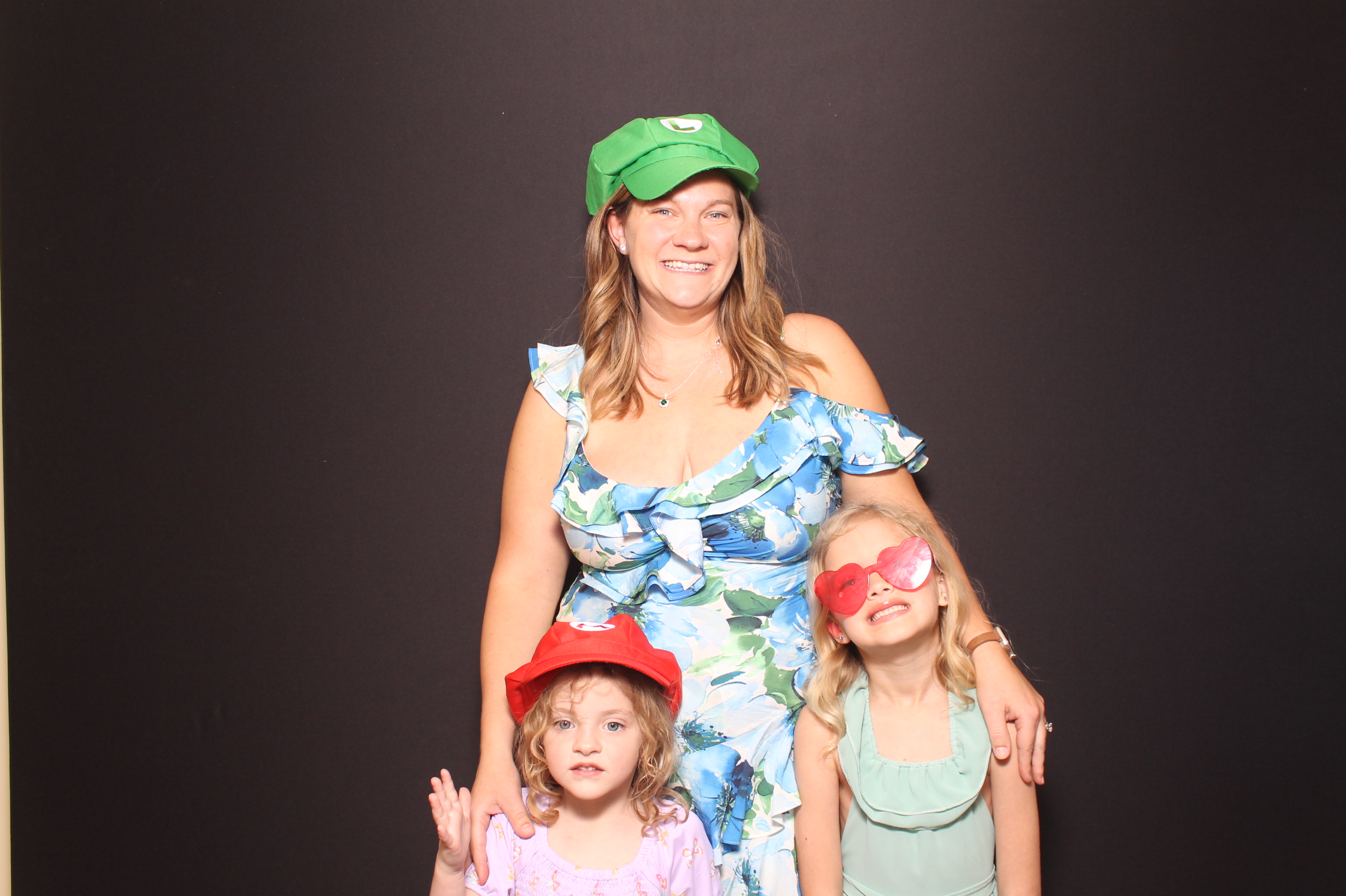 Brittany & Noah Reception | View more photos from the event at gallery.photoboothcincy.com/u/PhotoBoothCincy/Brittany-Noah-Reception