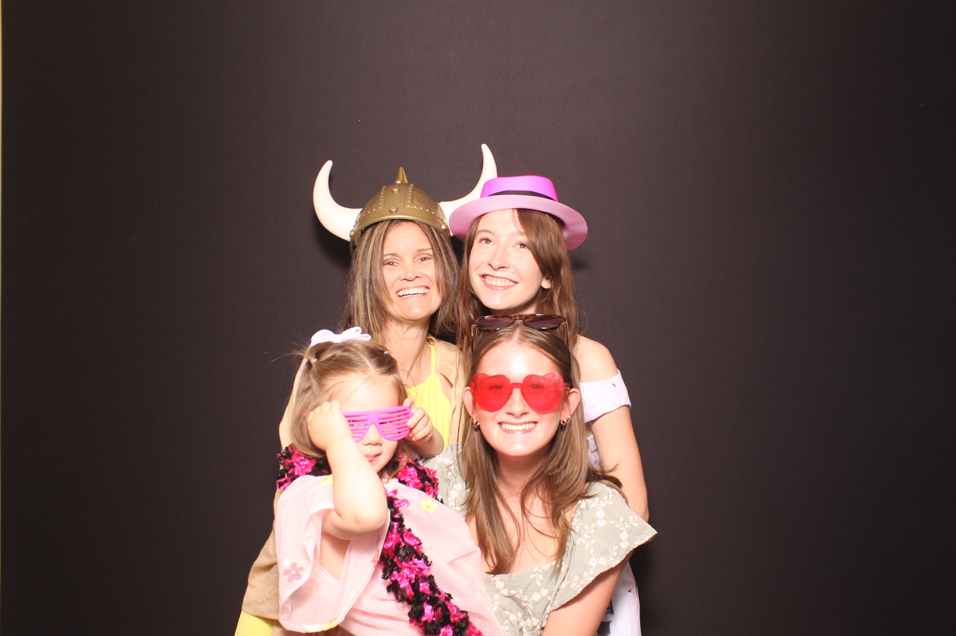 Brittany & Noah Reception | View more photos from the event at gallery.photoboothcincy.com/u/PhotoBoothCincy/Brittany-Noah-Reception