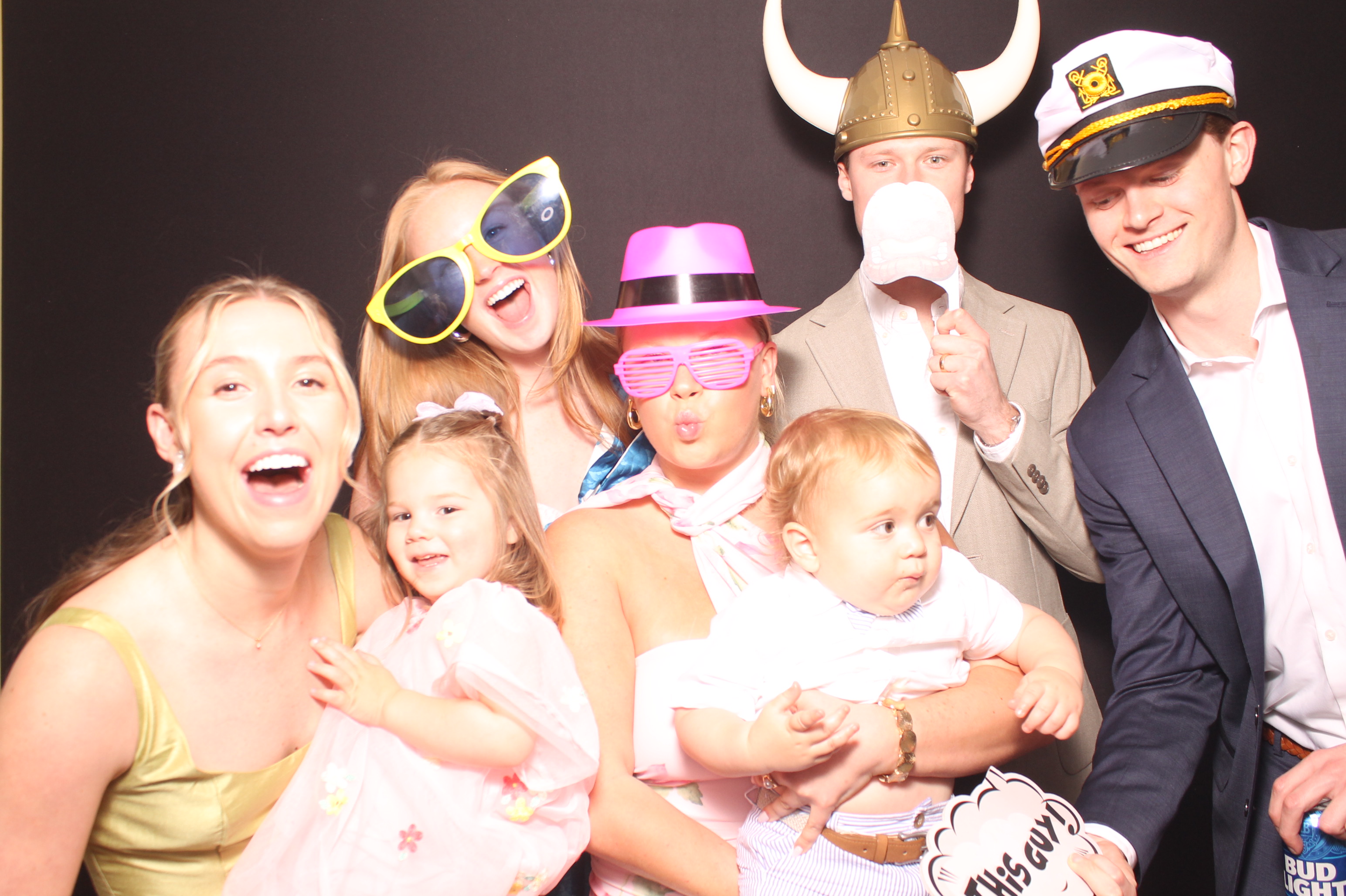 Brittany & Noah Reception | View more photos from the event at gallery.photoboothcincy.com/u/PhotoBoothCincy/Brittany-Noah-Reception