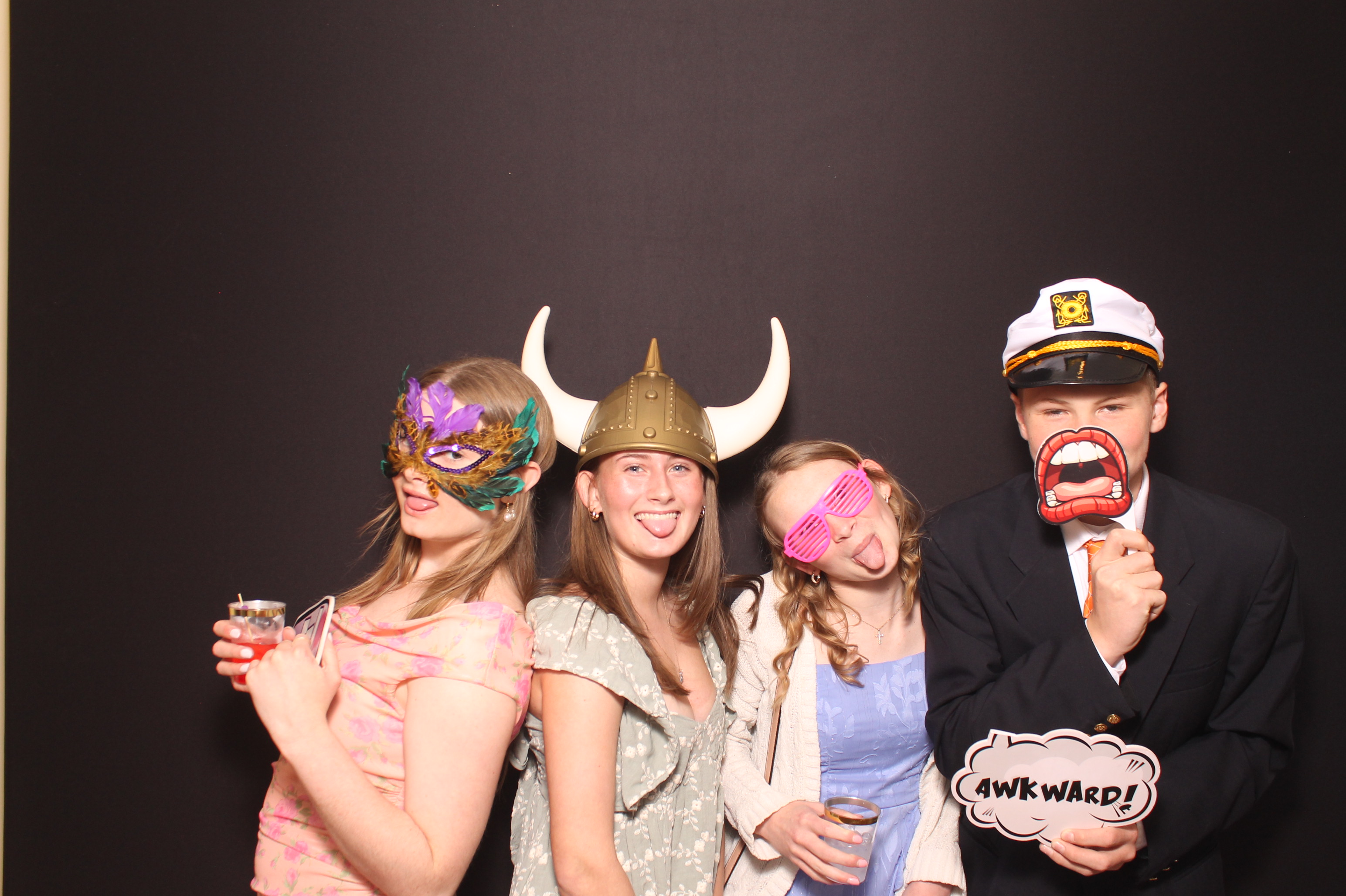 Brittany & Noah Reception | View more photos from the event at gallery.photoboothcincy.com/u/PhotoBoothCincy/Brittany-Noah-Reception