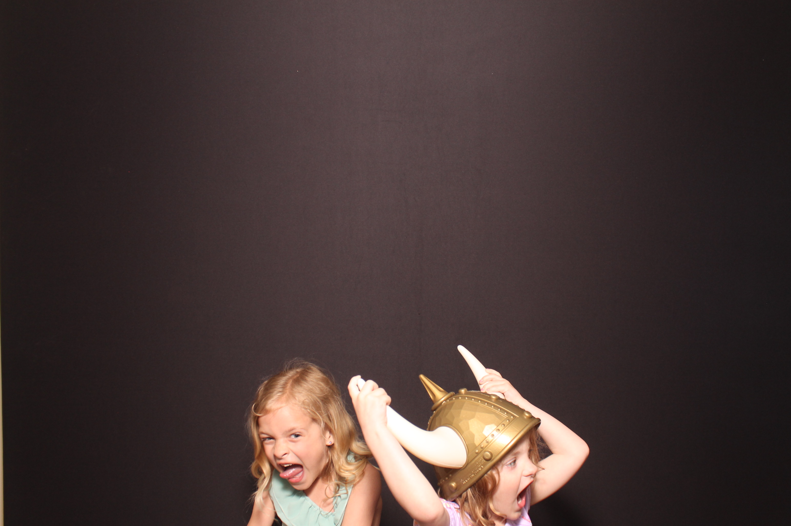Brittany & Noah Reception | View more photos from the event at gallery.photoboothcincy.com/u/PhotoBoothCincy/Brittany-Noah-Reception