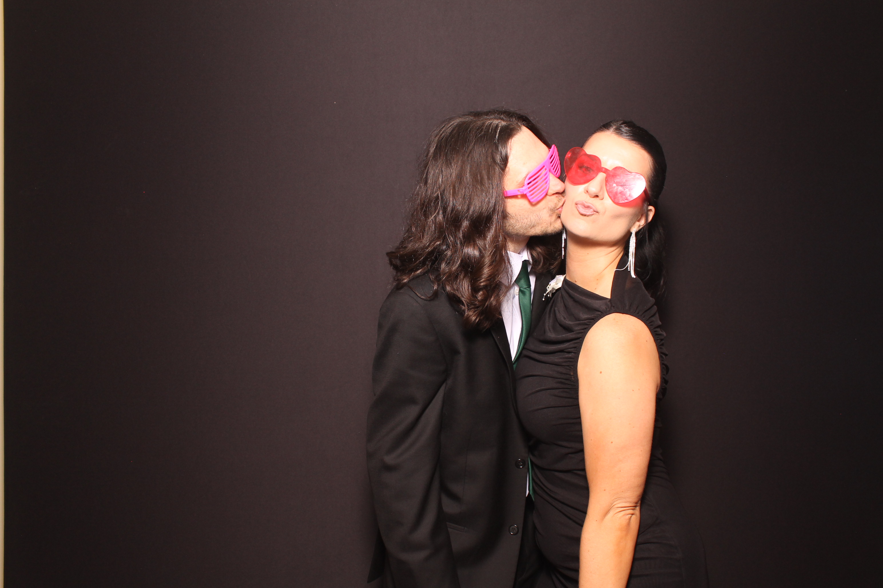 Brittany & Noah Reception | View more photos from the event at gallery.photoboothcincy.com/u/PhotoBoothCincy/Brittany-Noah-Reception