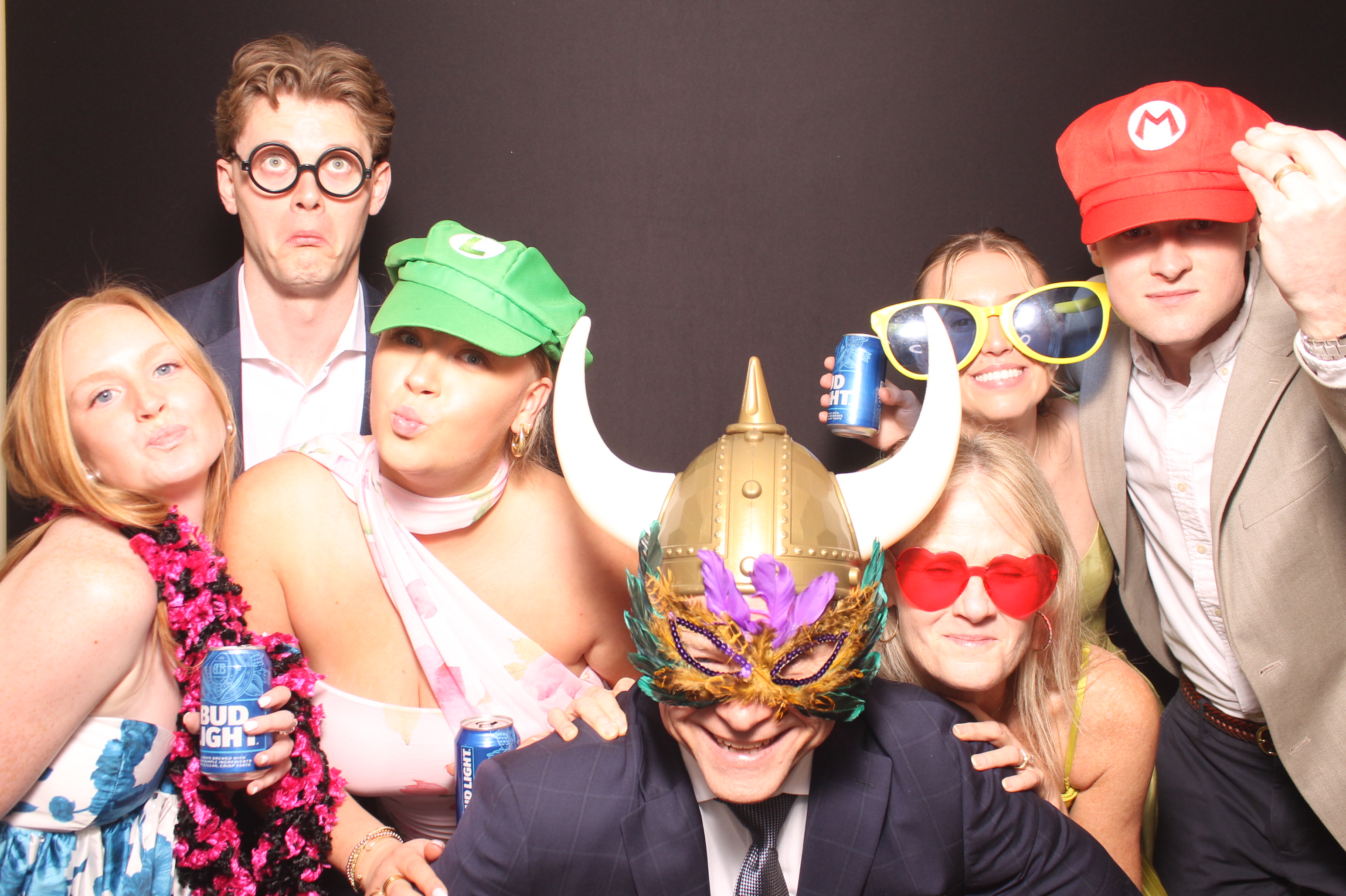 Brittany & Noah Reception | View more photos from the event at gallery.photoboothcincy.com/u/PhotoBoothCincy/Brittany-Noah-Reception