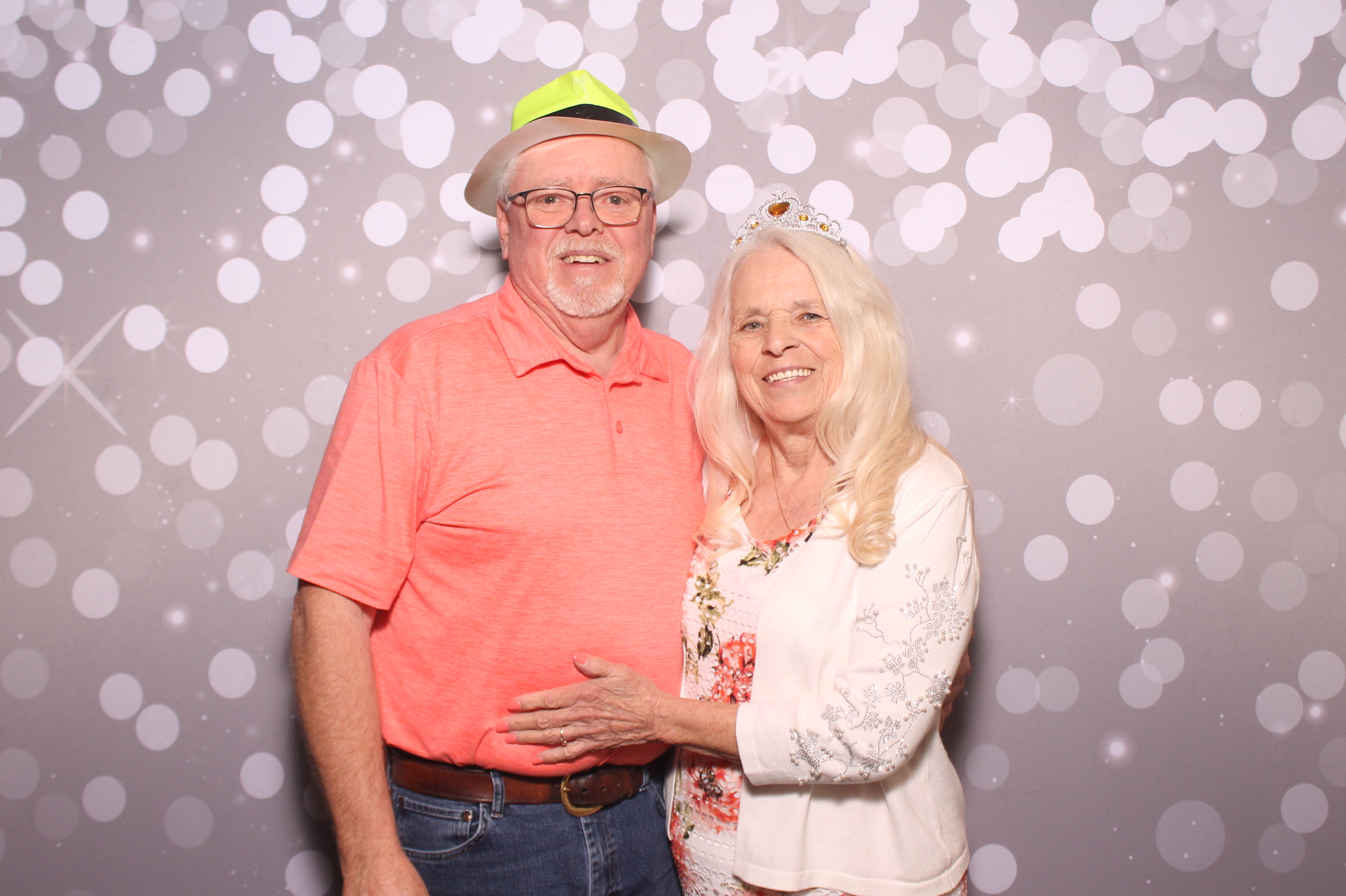 Brittany and KJ's Wedding!! | View more photos from the event at gallery.photoboothcincy.com/u/PhotoBoothCincy/Brittany-and-KJs-Wedding
