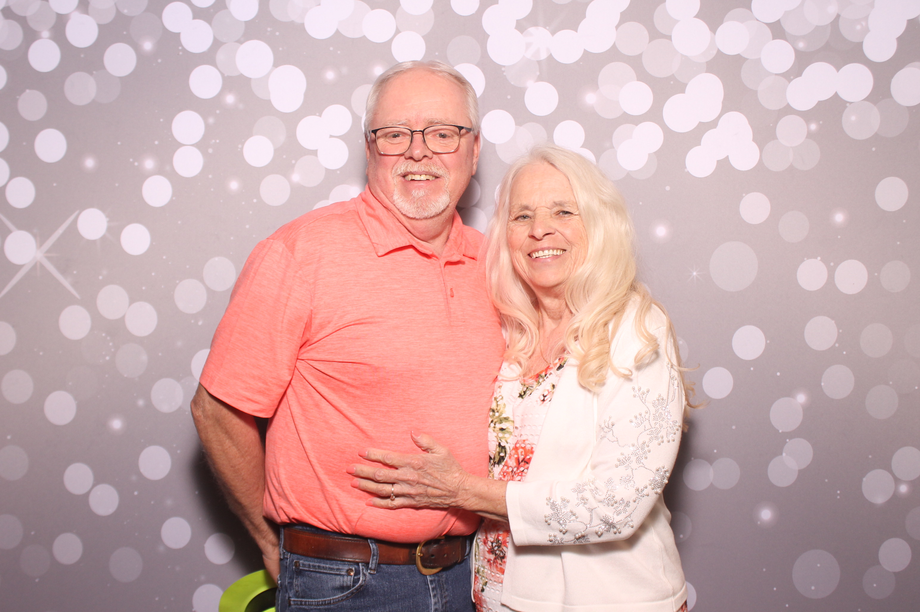 Brittany and KJ's Wedding!! | View more photos from the event at gallery.photoboothcincy.com/u/PhotoBoothCincy/Brittany-and-KJs-Wedding
