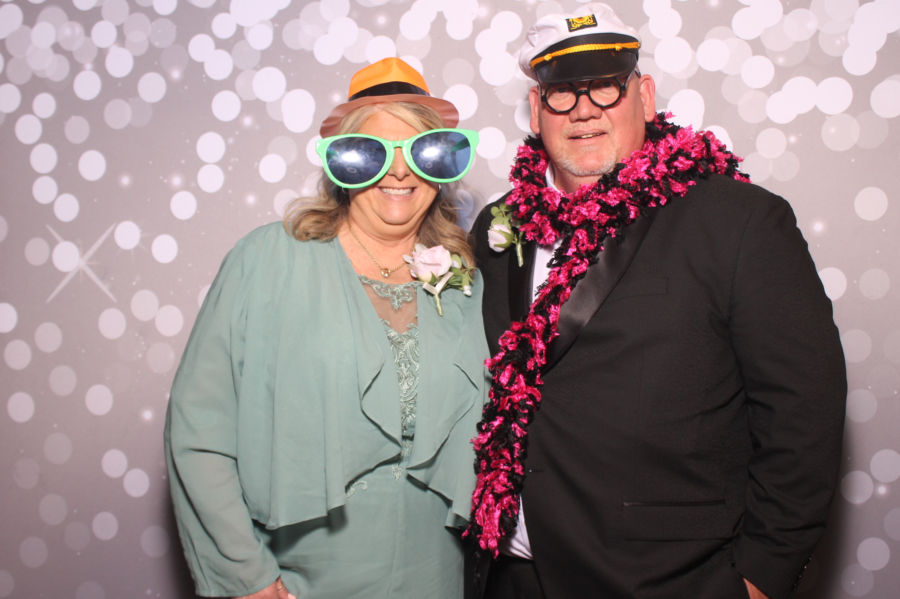 Brittany and KJ's Wedding!! | View more photos from the event at gallery.photoboothcincy.com/u/PhotoBoothCincy/Brittany-and-KJs-Wedding