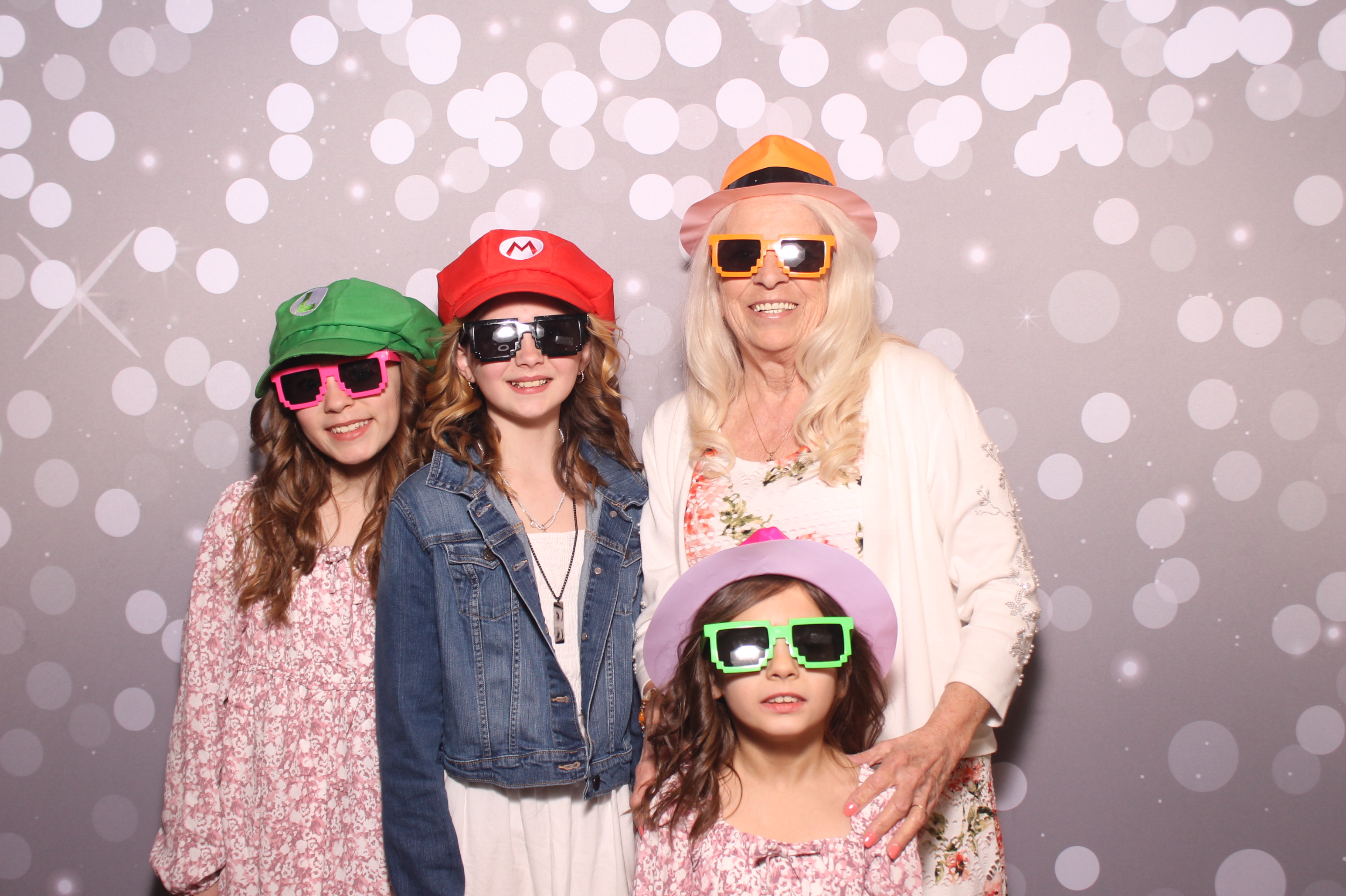 Brittany and KJ's Wedding!! | View more photos from the event at gallery.photoboothcincy.com/u/PhotoBoothCincy/Brittany-and-KJs-Wedding