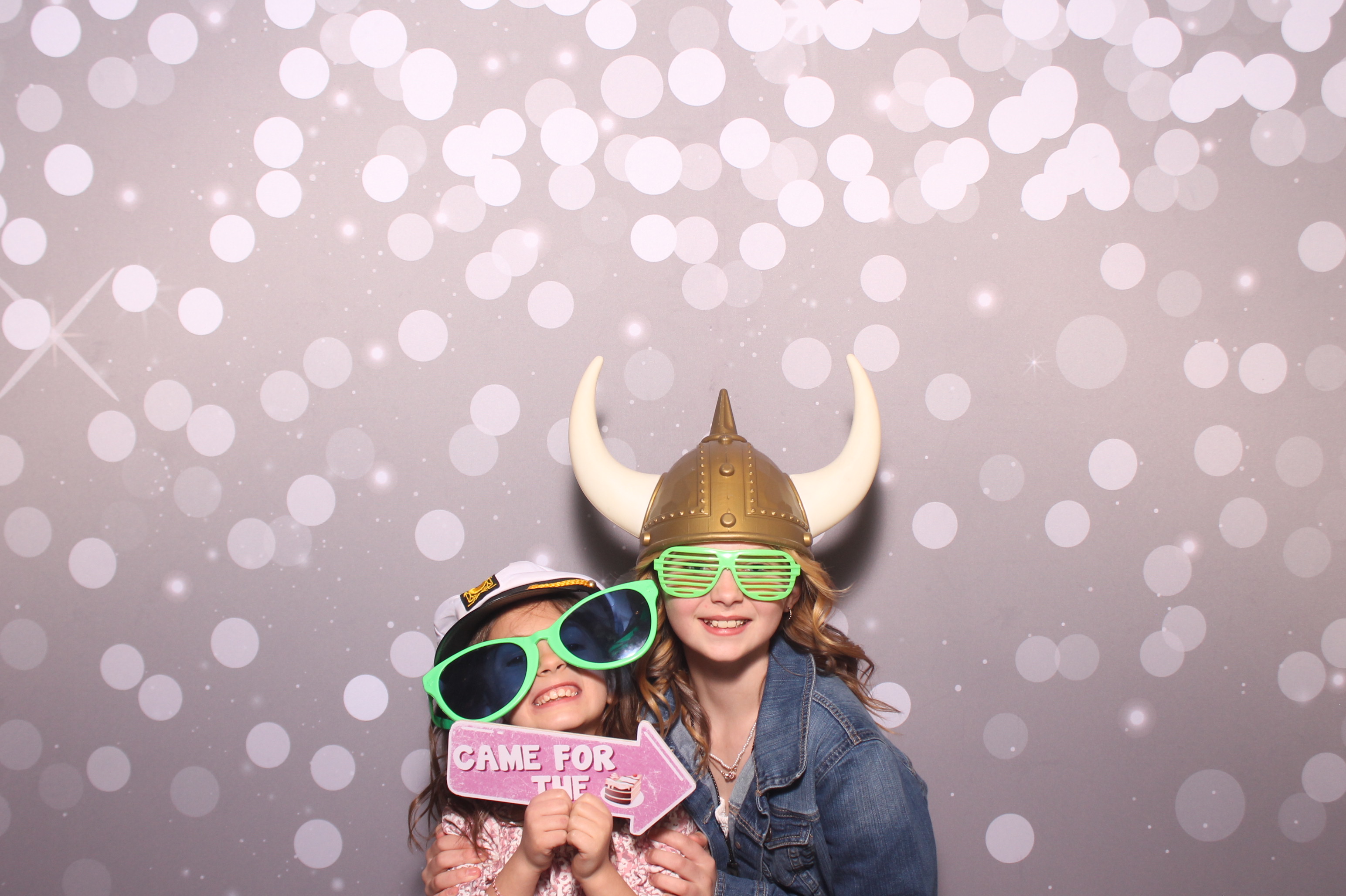 Brittany and KJ's Wedding!! | View more photos from the event at gallery.photoboothcincy.com/u/PhotoBoothCincy/Brittany-and-KJs-Wedding