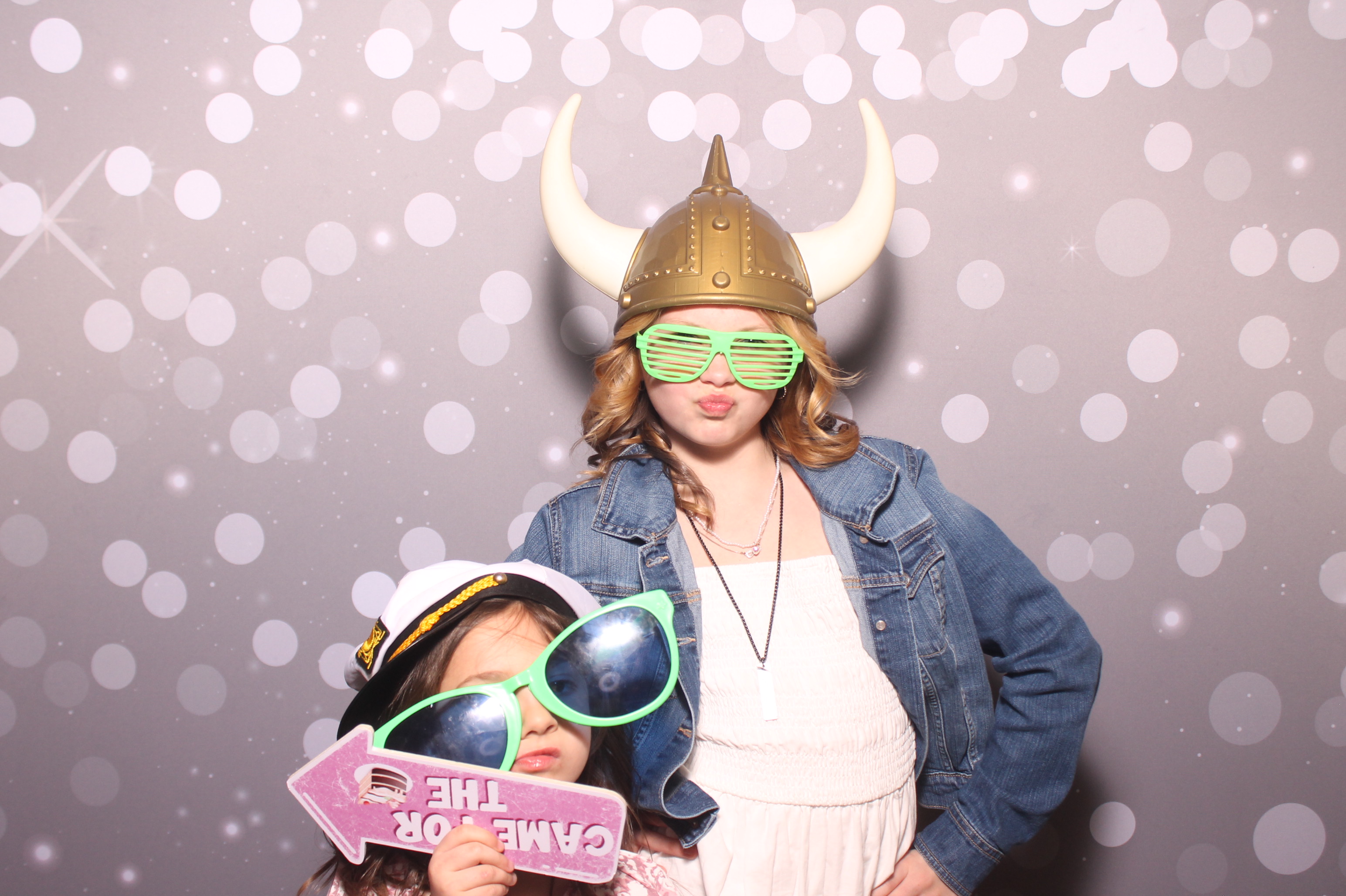 Brittany and KJ's Wedding!! | View more photos from the event at gallery.photoboothcincy.com/u/PhotoBoothCincy/Brittany-and-KJs-Wedding