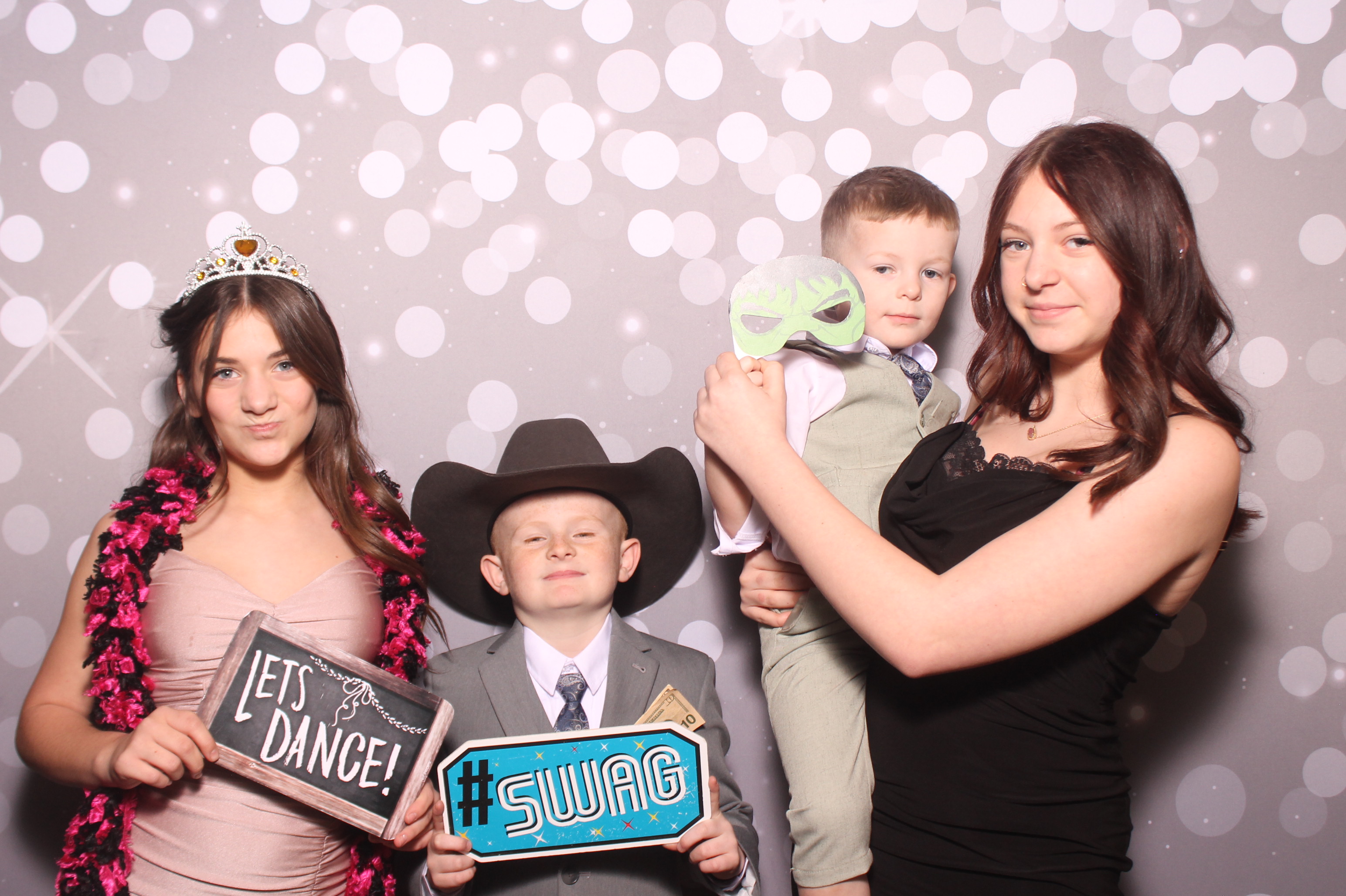Brittany and KJ's Wedding!! | View more photos from the event at gallery.photoboothcincy.com/u/PhotoBoothCincy/Brittany-and-KJs-Wedding
