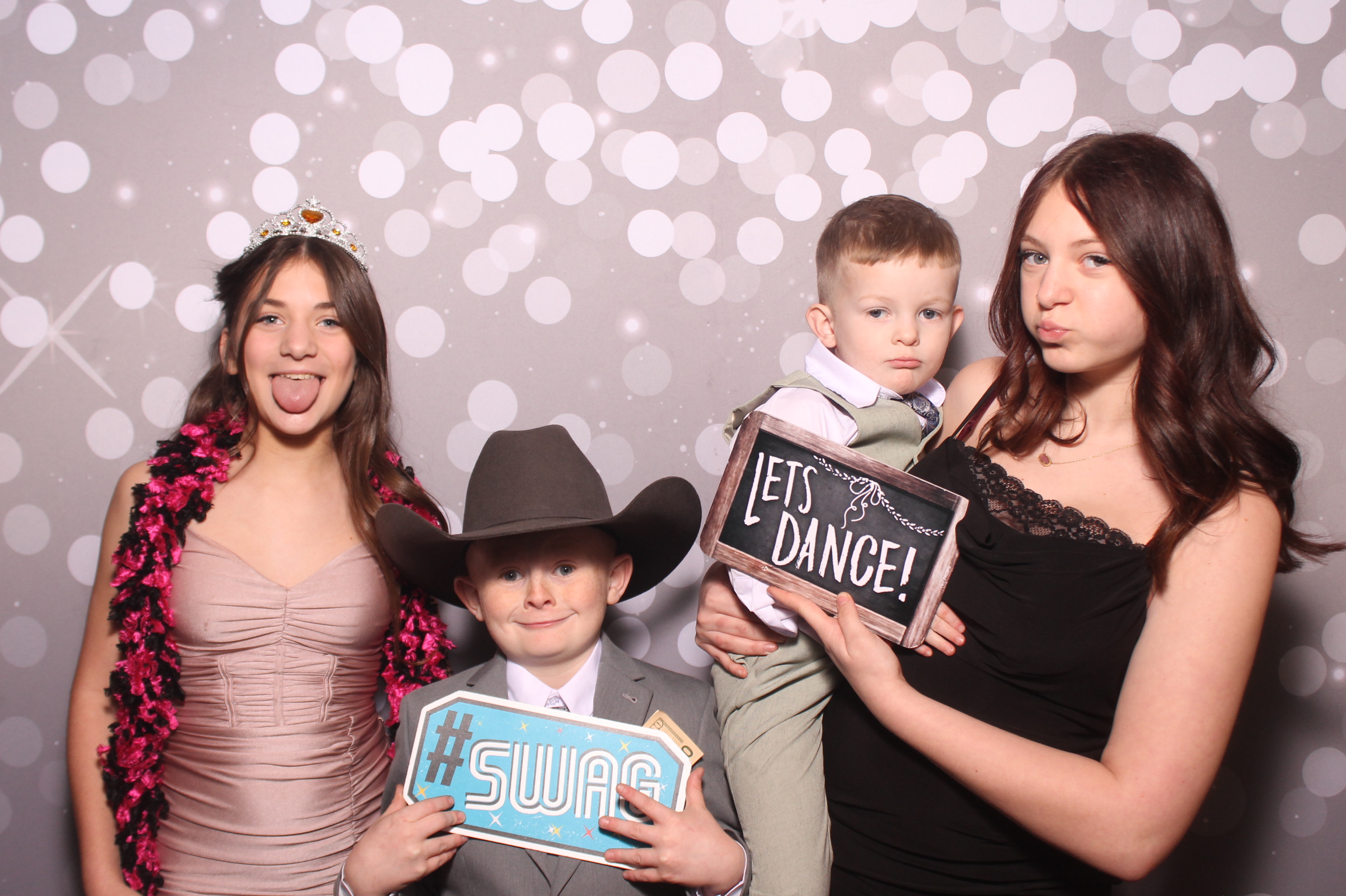 Brittany and KJ's Wedding!! | View more photos from the event at gallery.photoboothcincy.com/u/PhotoBoothCincy/Brittany-and-KJs-Wedding