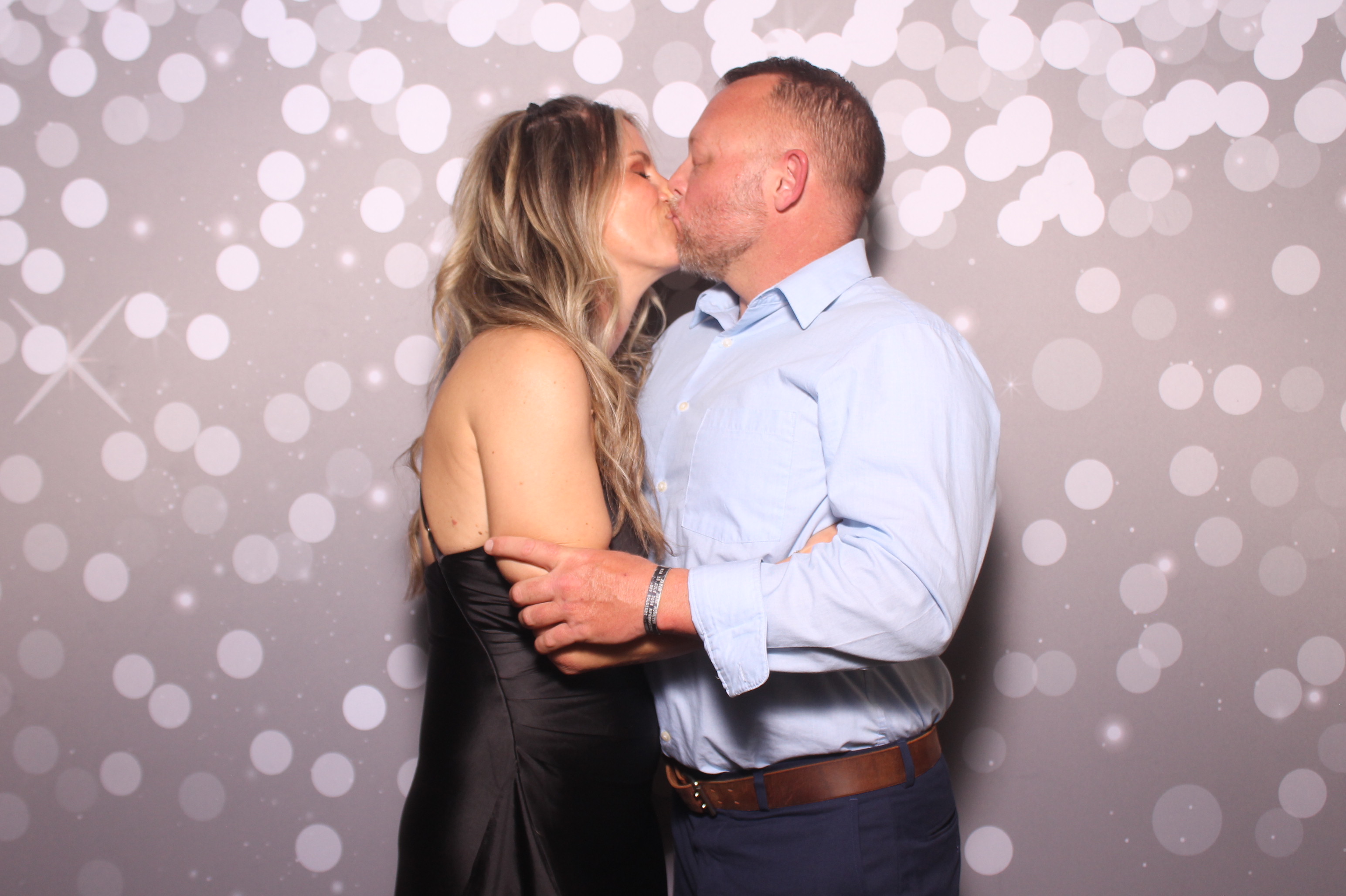 Brittany and KJ's Wedding!! | View more photos from the event at gallery.photoboothcincy.com/u/PhotoBoothCincy/Brittany-and-KJs-Wedding