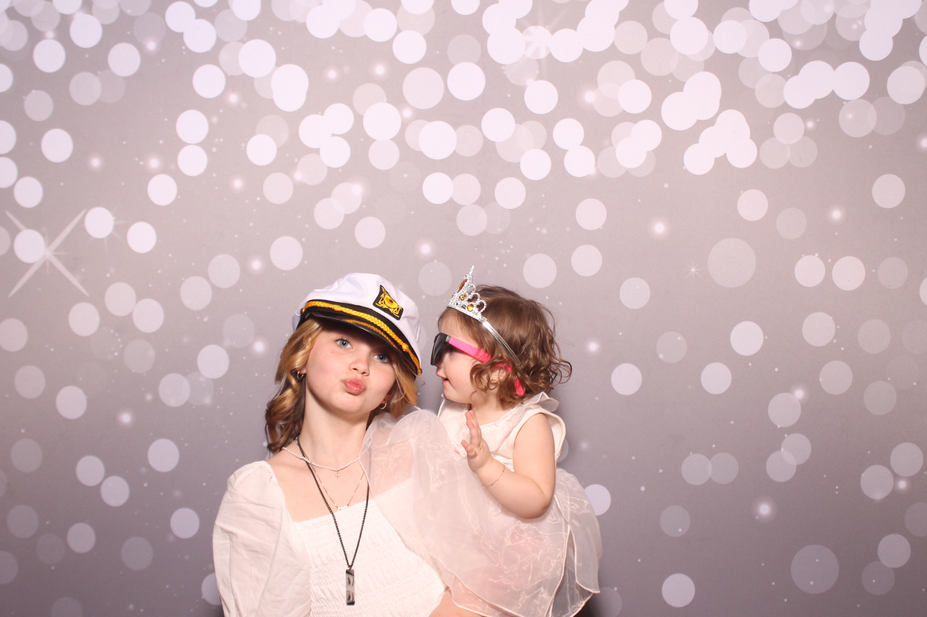 Brittany and KJ's Wedding!! | View more photos from the event at gallery.photoboothcincy.com/u/PhotoBoothCincy/Brittany-and-KJs-Wedding