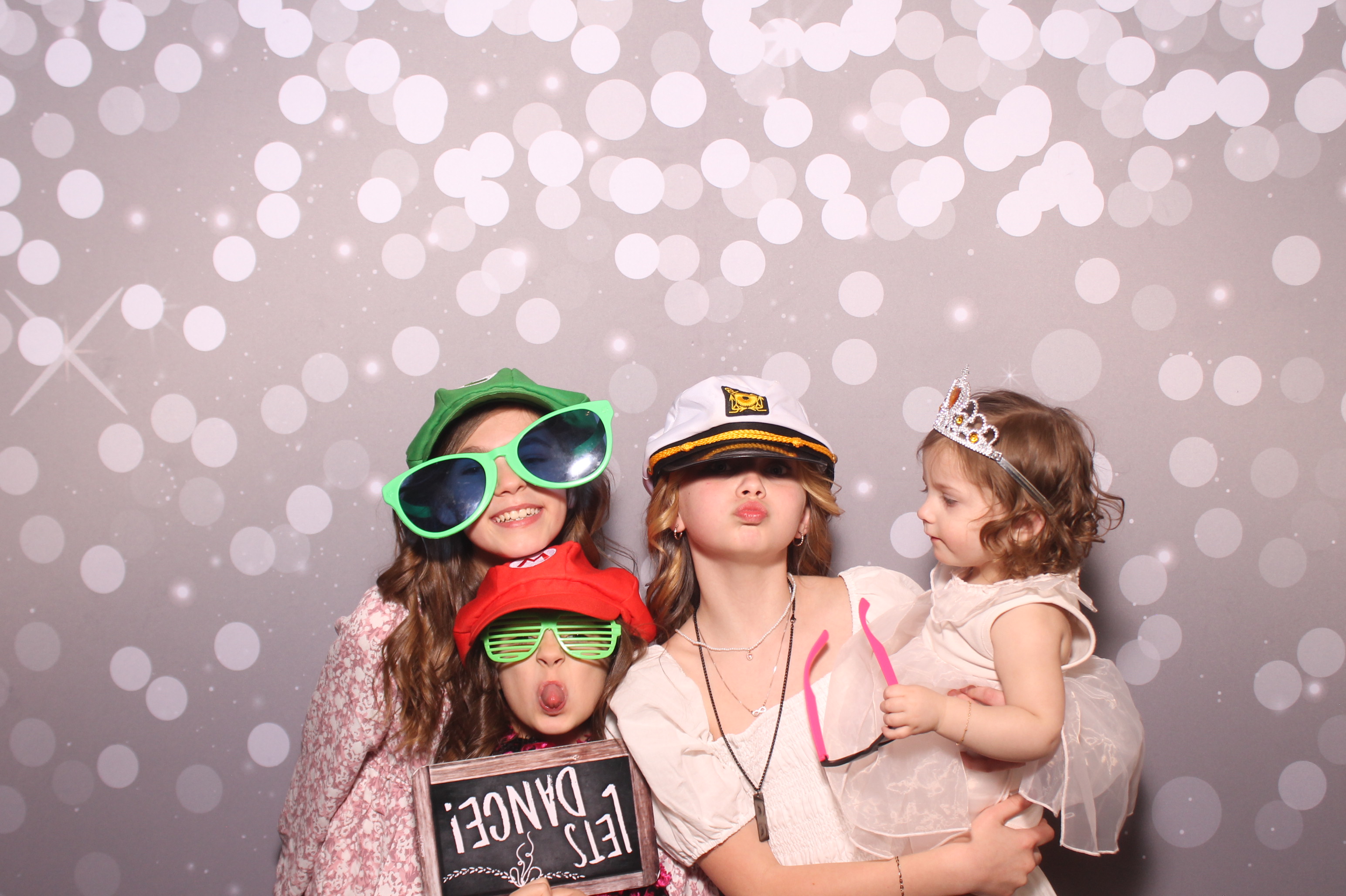 Brittany and KJ's Wedding!! | View more photos from the event at gallery.photoboothcincy.com/u/PhotoBoothCincy/Brittany-and-KJs-Wedding