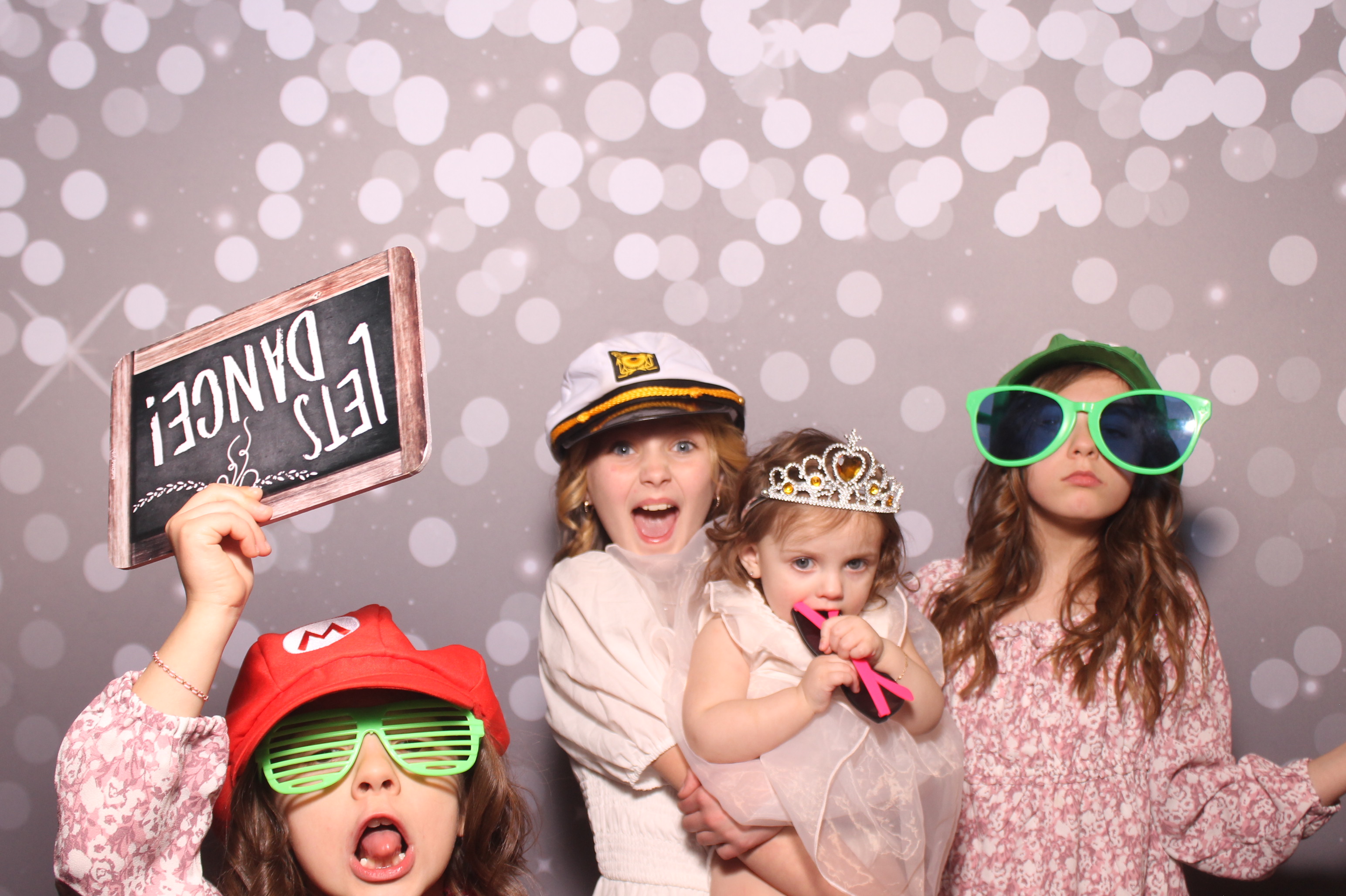 Brittany and KJ's Wedding!! | View more photos from the event at gallery.photoboothcincy.com/u/PhotoBoothCincy/Brittany-and-KJs-Wedding
