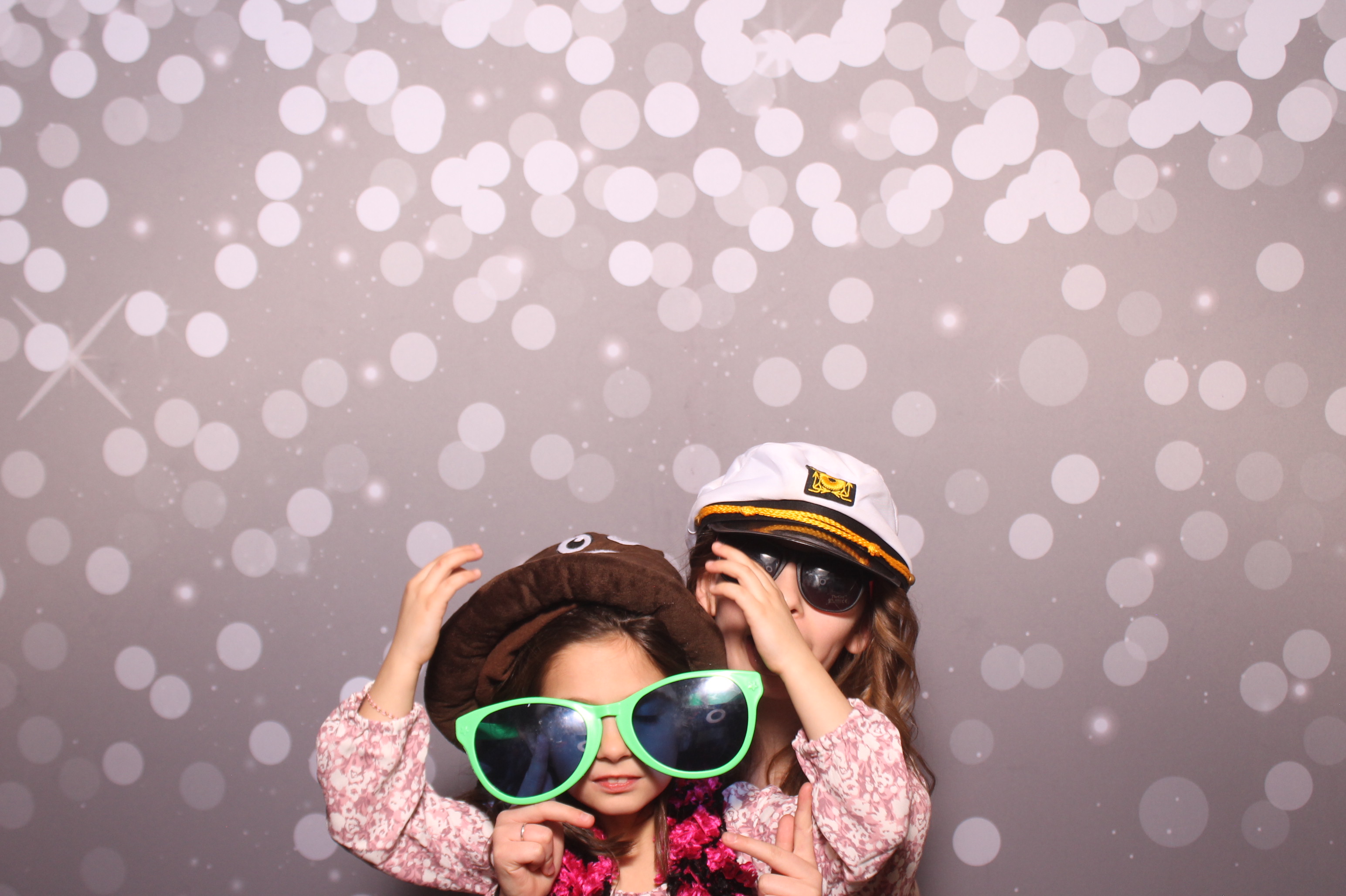 Brittany and KJ's Wedding!! | View more photos from the event at gallery.photoboothcincy.com/u/PhotoBoothCincy/Brittany-and-KJs-Wedding