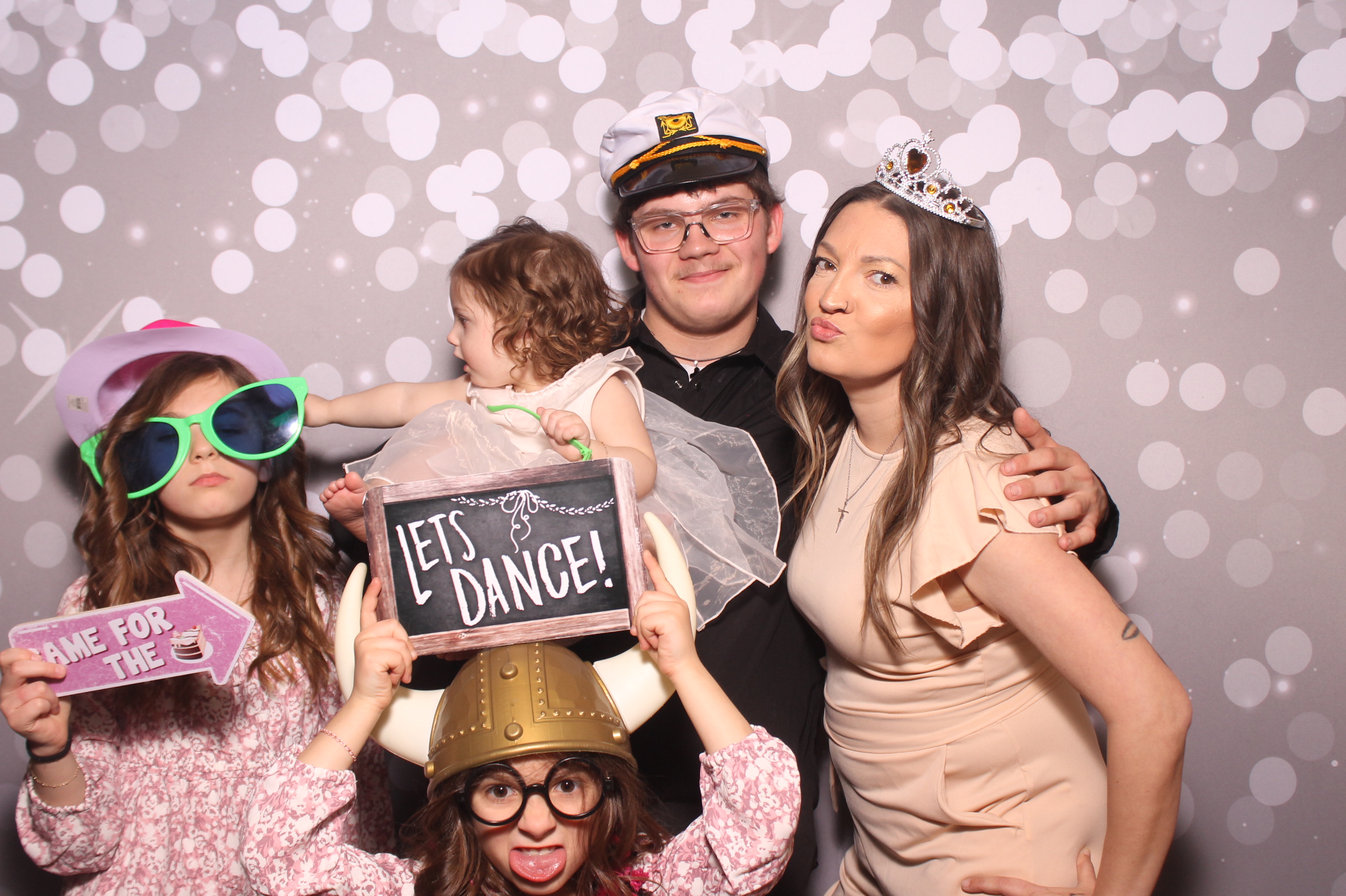 Brittany and KJ's Wedding!! | View more photos from the event at gallery.photoboothcincy.com/u/PhotoBoothCincy/Brittany-and-KJs-Wedding
