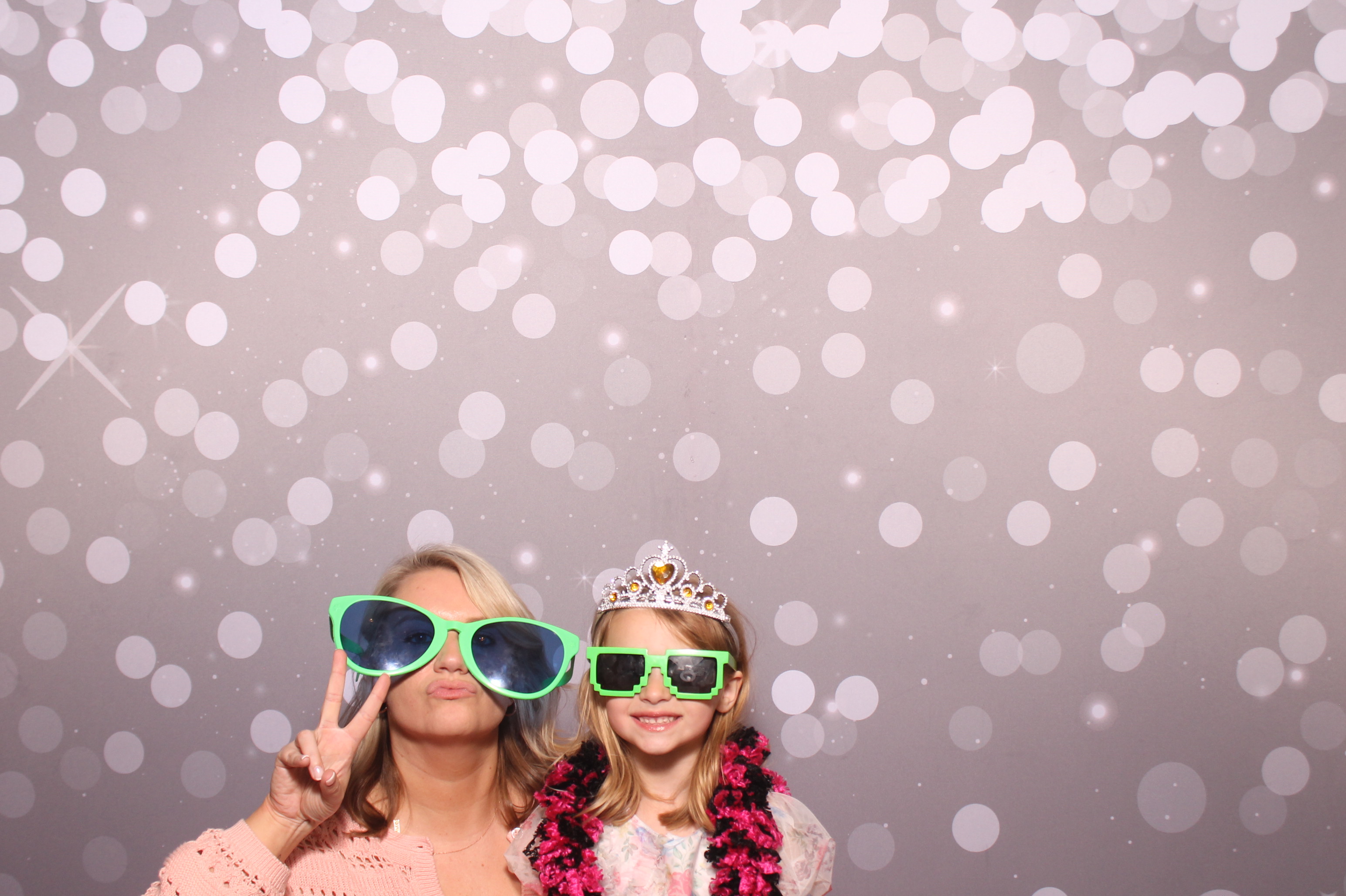Brittany and KJ's Wedding!! | View more photos from the event at gallery.photoboothcincy.com/u/PhotoBoothCincy/Brittany-and-KJs-Wedding