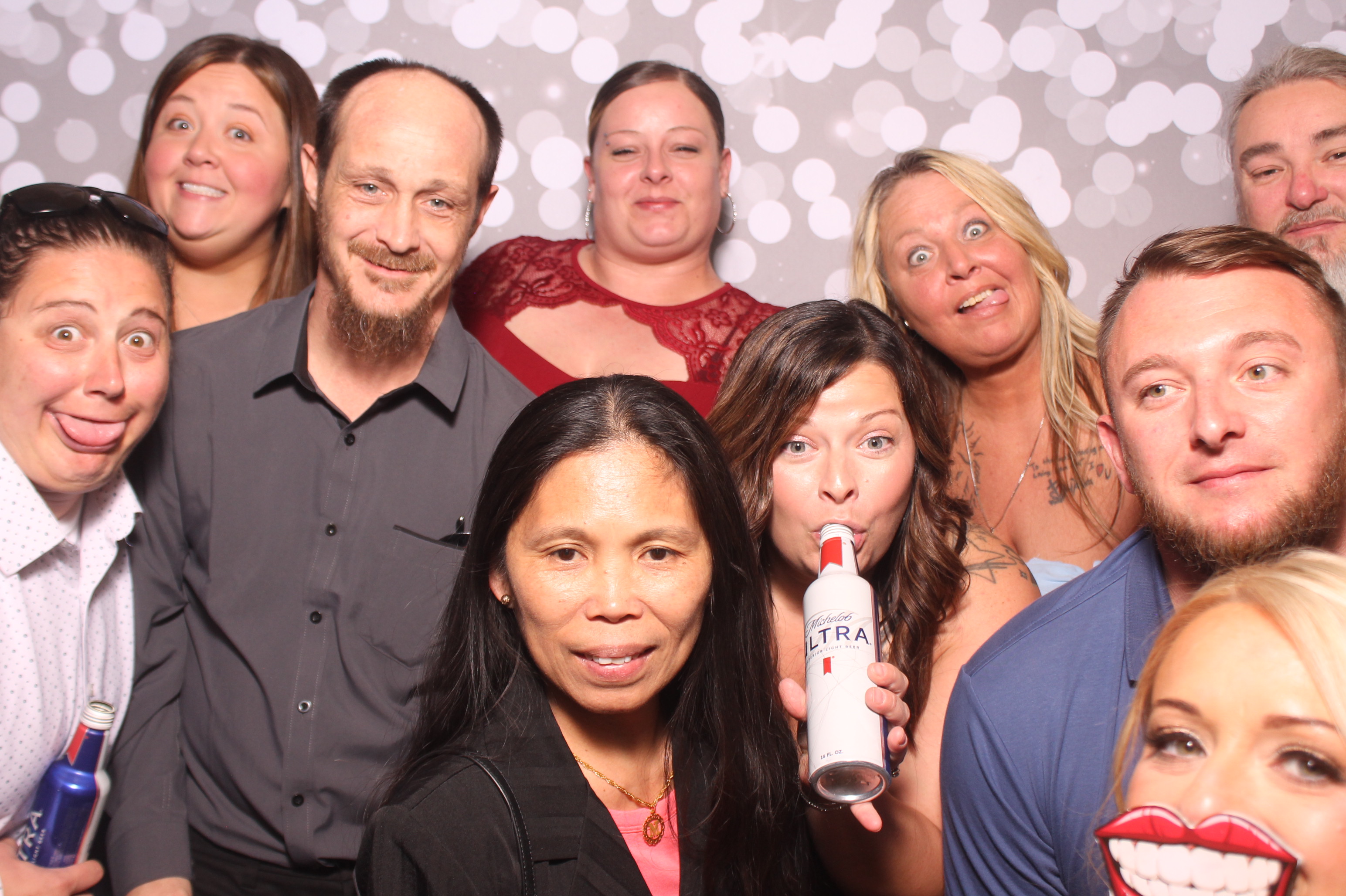 Brittany and KJ's Wedding!! | View more photos from the event at gallery.photoboothcincy.com/u/PhotoBoothCincy/Brittany-and-KJs-Wedding