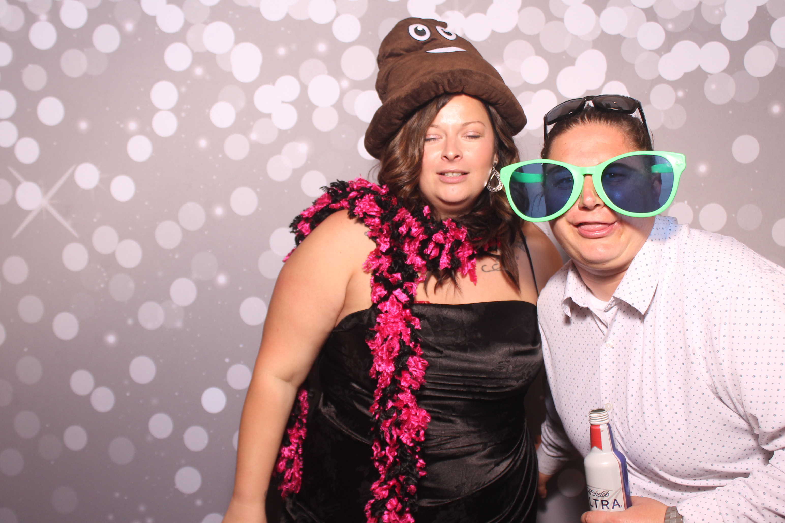 Brittany and KJ's Wedding!! | View more photos from the event at gallery.photoboothcincy.com/u/PhotoBoothCincy/Brittany-and-KJs-Wedding