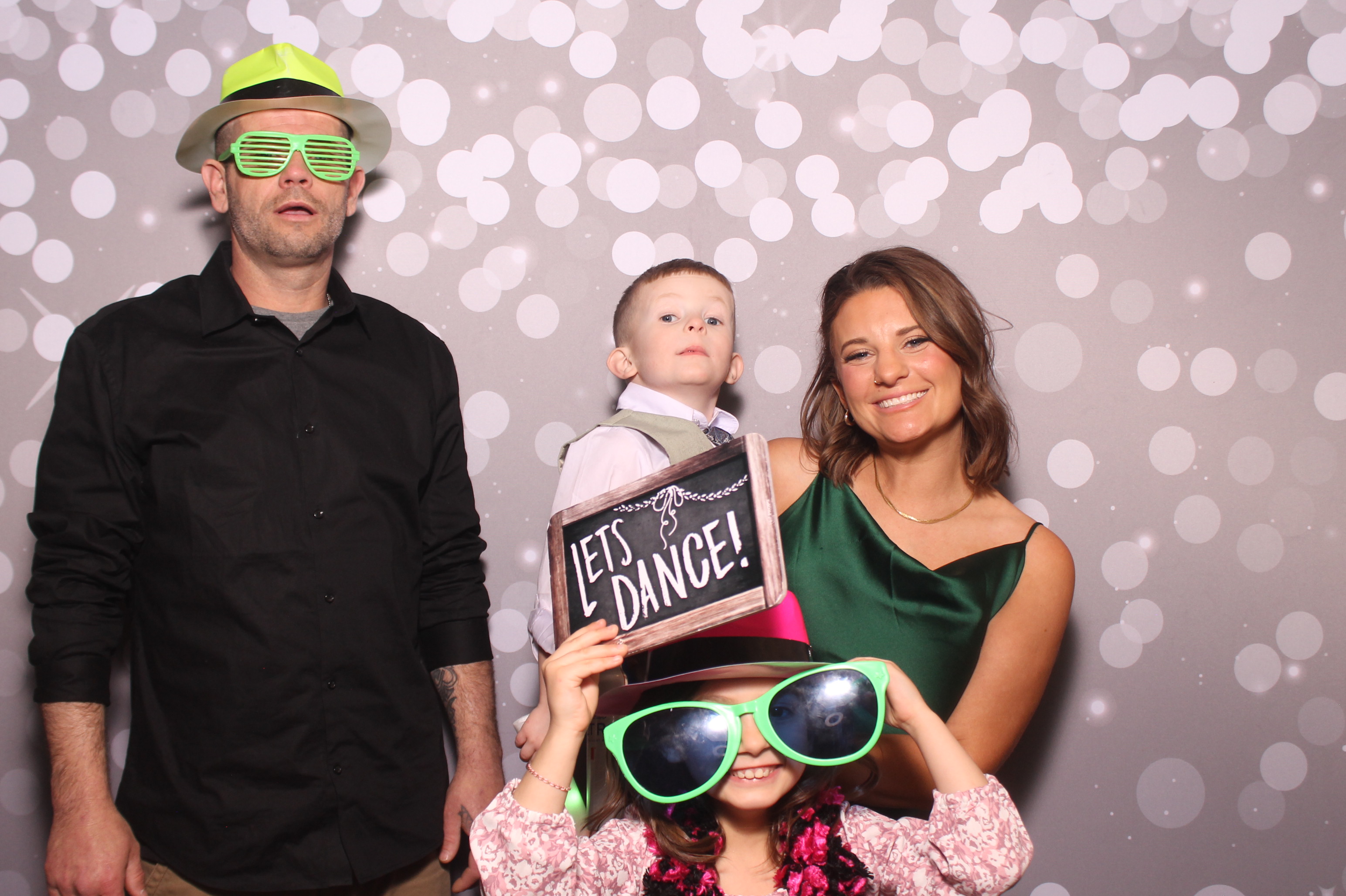 Brittany and KJ's Wedding!! | View more photos from the event at gallery.photoboothcincy.com/u/PhotoBoothCincy/Brittany-and-KJs-Wedding