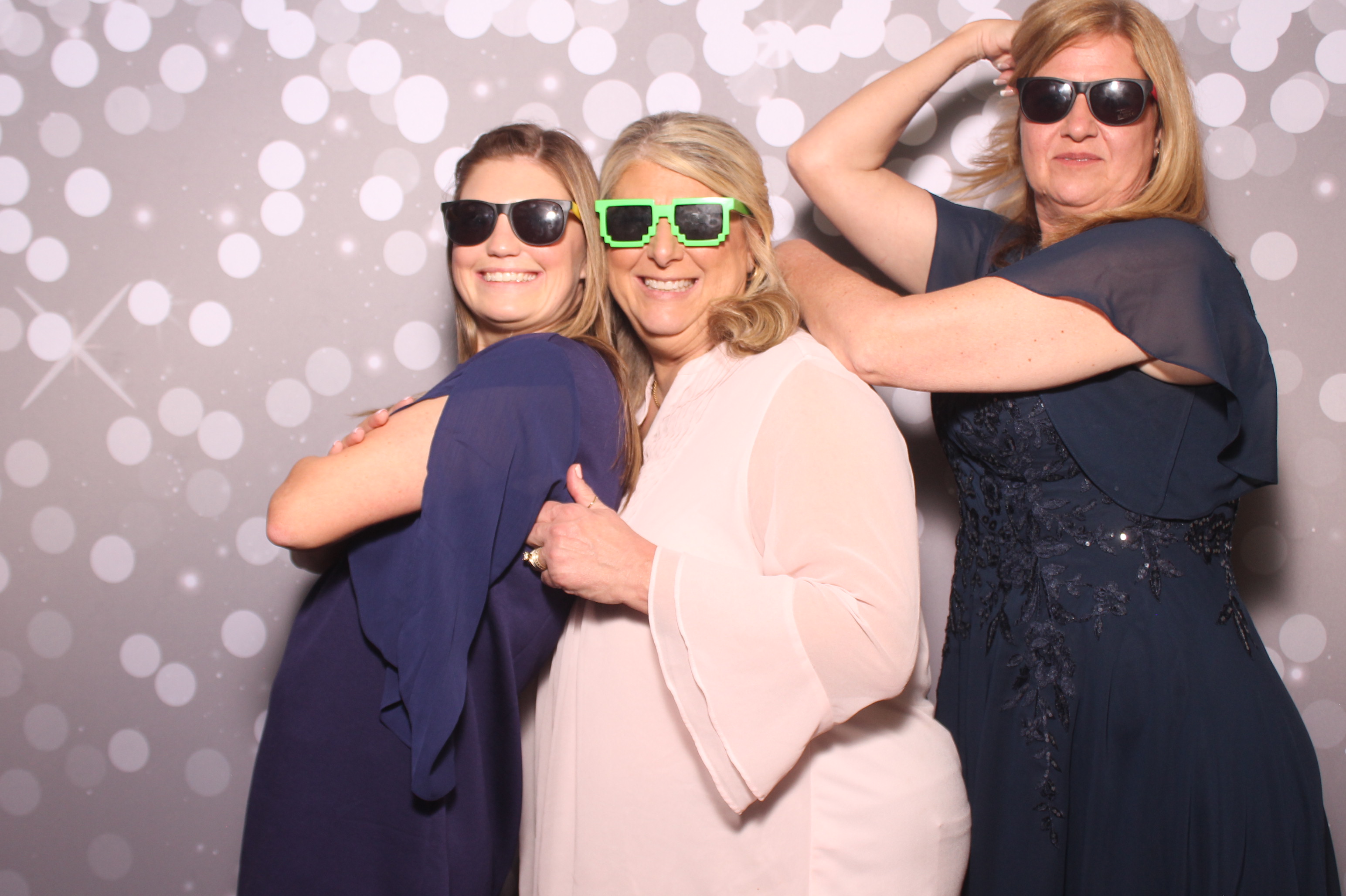 Brittany and KJ's Wedding!! | View more photos from the event at gallery.photoboothcincy.com/u/PhotoBoothCincy/Brittany-and-KJs-Wedding