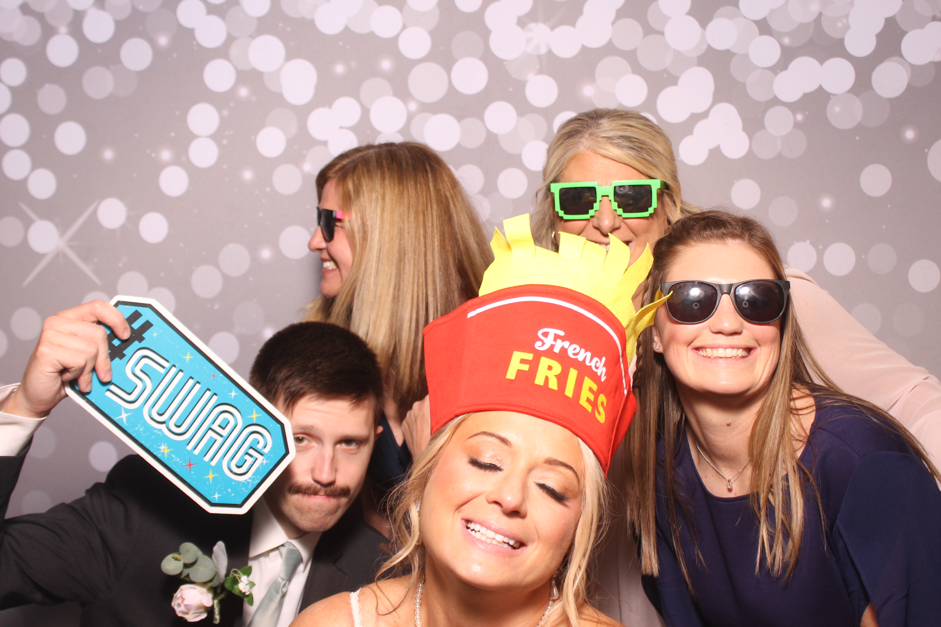 Brittany and KJ's Wedding!! | View more photos from the event at gallery.photoboothcincy.com/u/PhotoBoothCincy/Brittany-and-KJs-Wedding