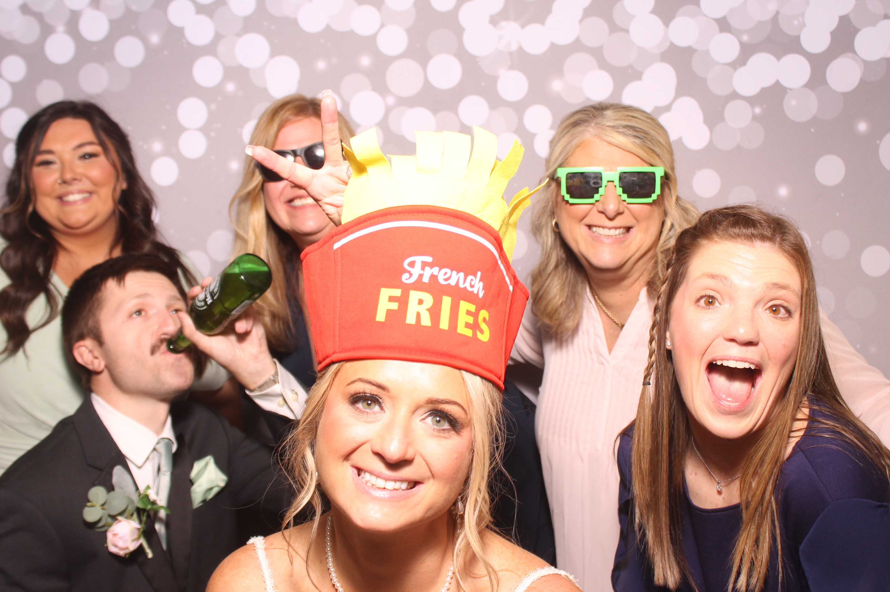Brittany and KJ's Wedding!! | View more photos from the event at gallery.photoboothcincy.com/u/PhotoBoothCincy/Brittany-and-KJs-Wedding