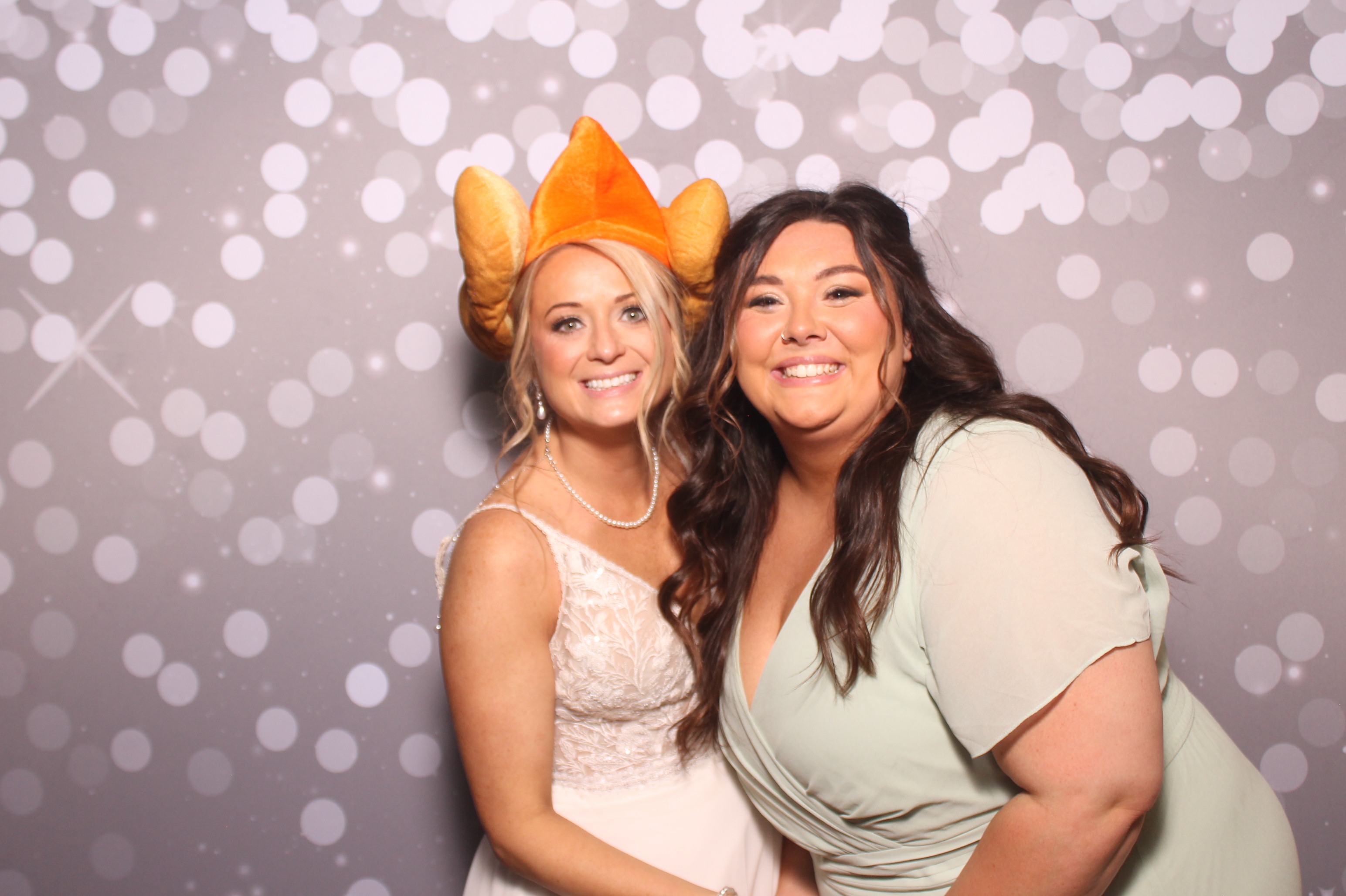 Brittany and KJ's Wedding!! | View more photos from the event at gallery.photoboothcincy.com/u/PhotoBoothCincy/Brittany-and-KJs-Wedding