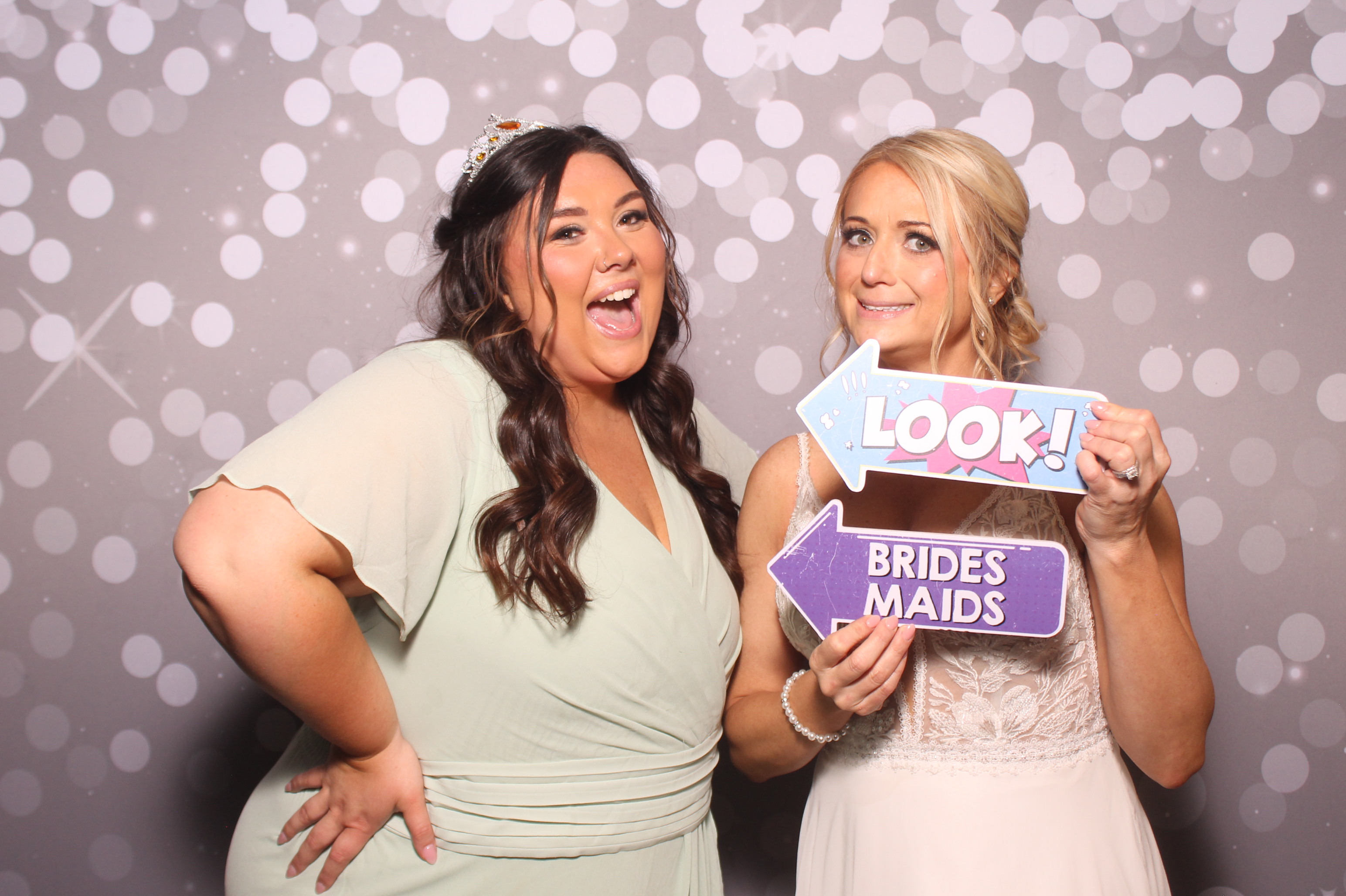 Brittany and KJ's Wedding!! | View more photos from the event at gallery.photoboothcincy.com/u/PhotoBoothCincy/Brittany-and-KJs-Wedding