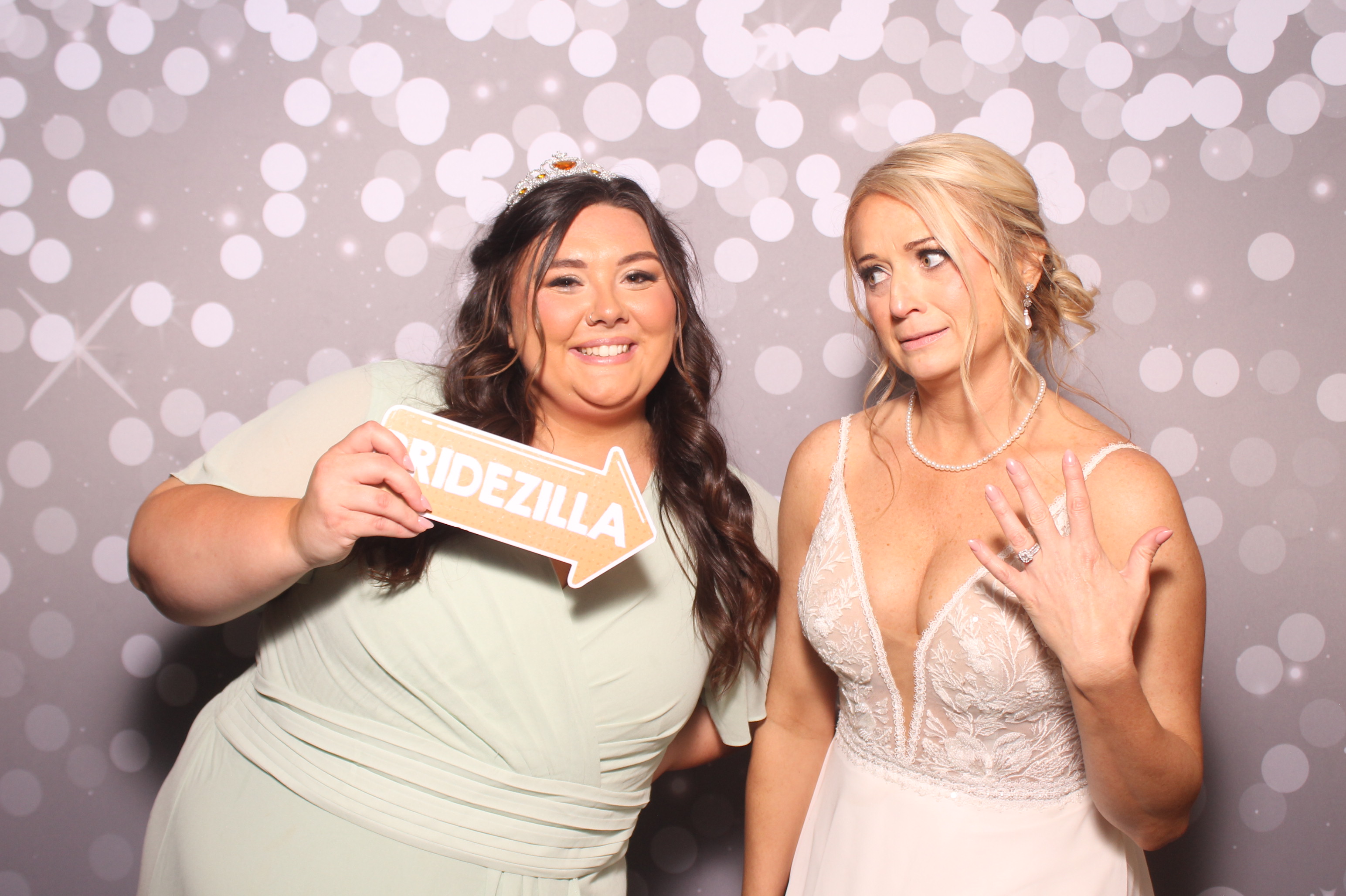 Brittany and KJ's Wedding!! | View more photos from the event at gallery.photoboothcincy.com/u/PhotoBoothCincy/Brittany-and-KJs-Wedding