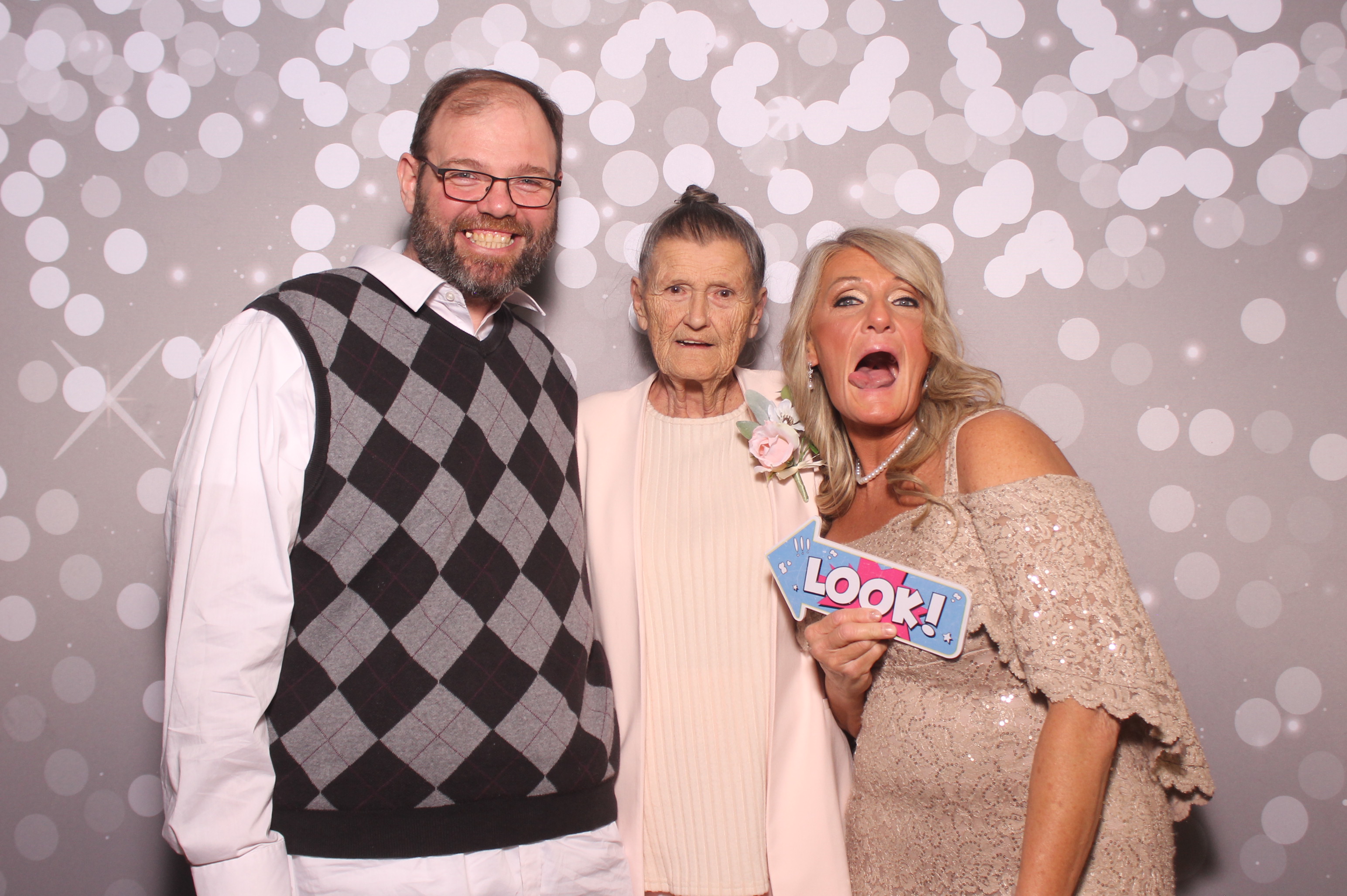 Brittany and KJ's Wedding!! | View more photos from the event at gallery.photoboothcincy.com/u/PhotoBoothCincy/Brittany-and-KJs-Wedding