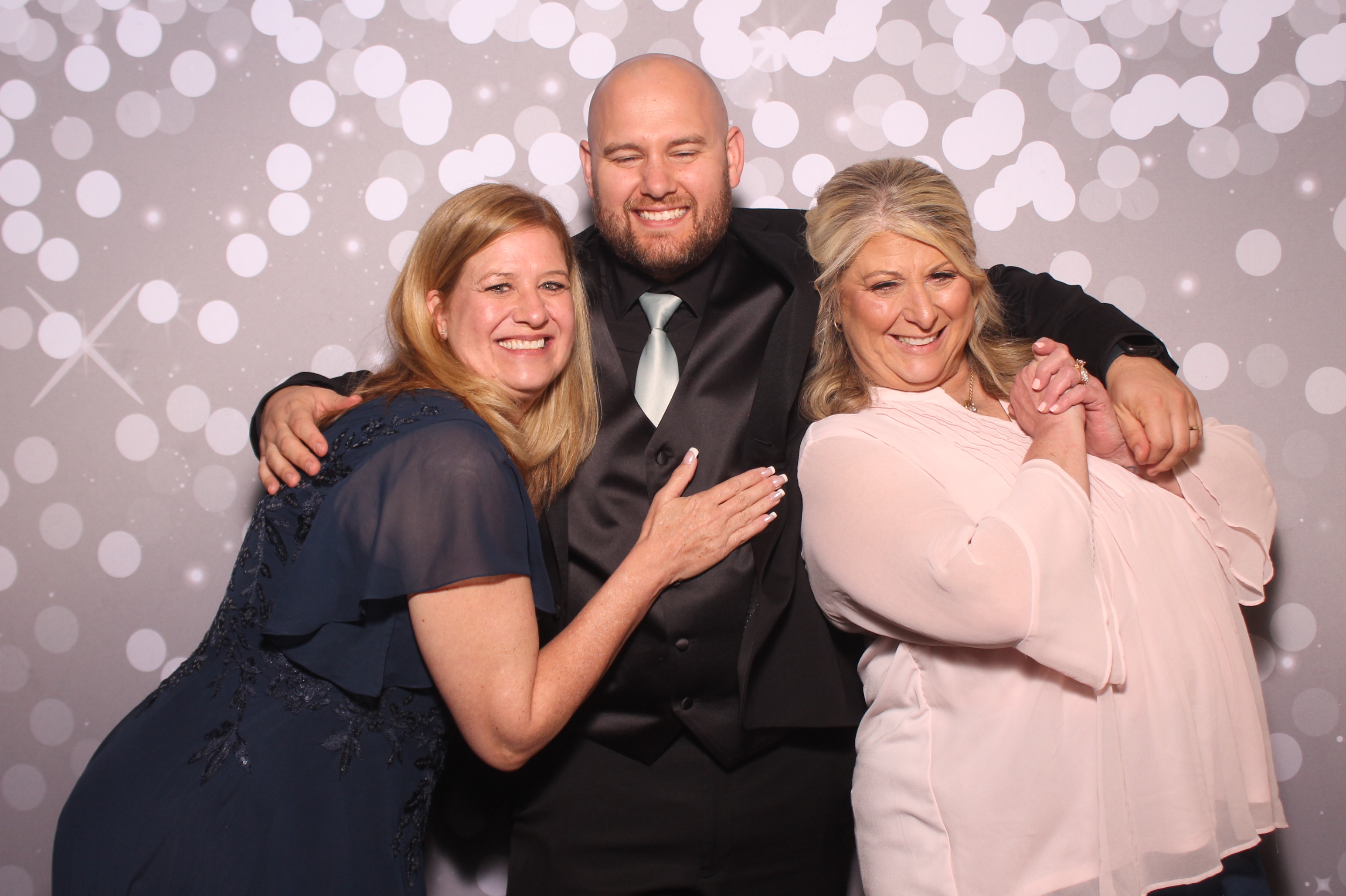 Brittany and KJ's Wedding!! | View more photos from the event at gallery.photoboothcincy.com/u/PhotoBoothCincy/Brittany-and-KJs-Wedding
