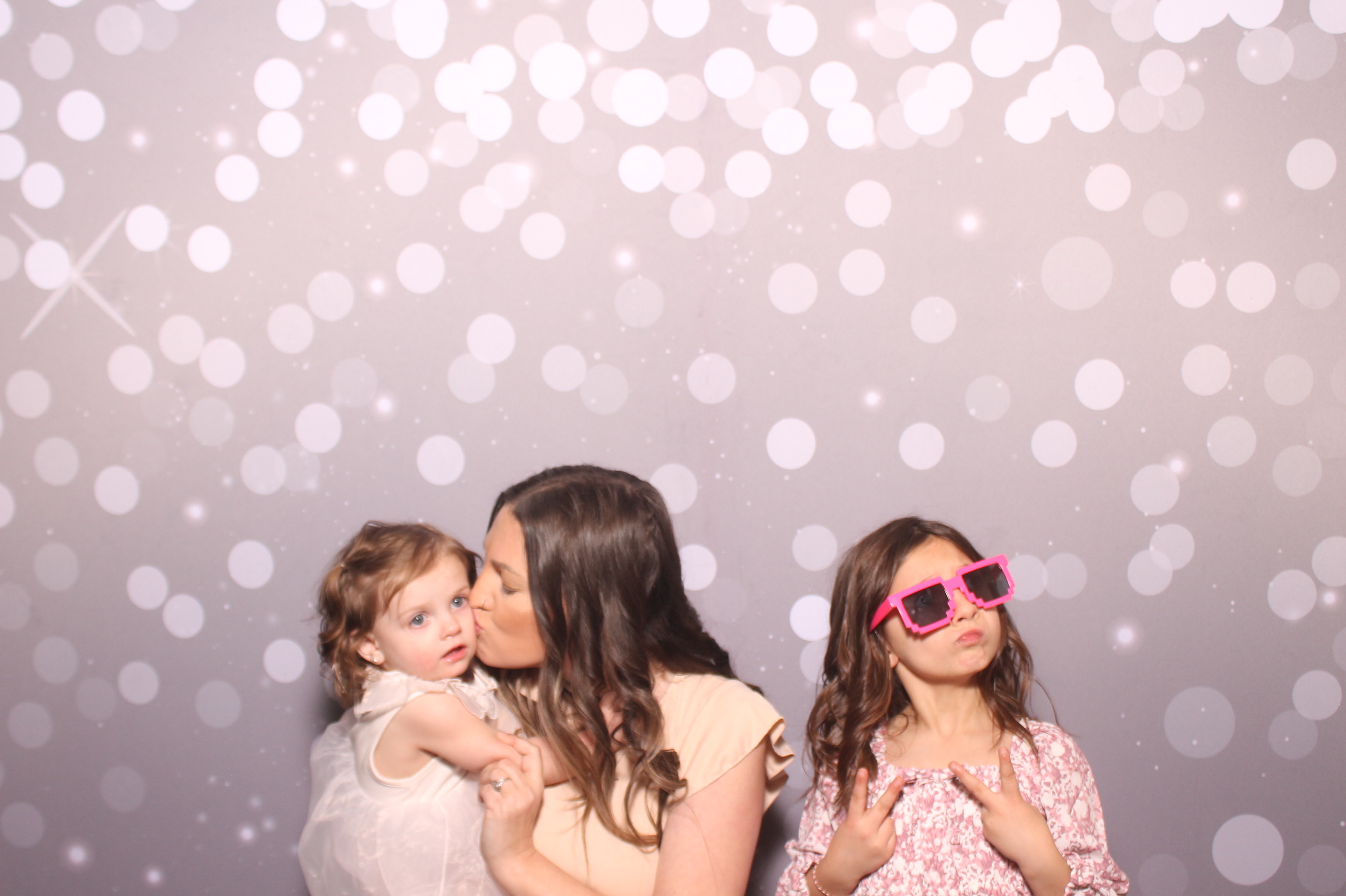 Brittany and KJ's Wedding!! | View more photos from the event at gallery.photoboothcincy.com/u/PhotoBoothCincy/Brittany-and-KJs-Wedding