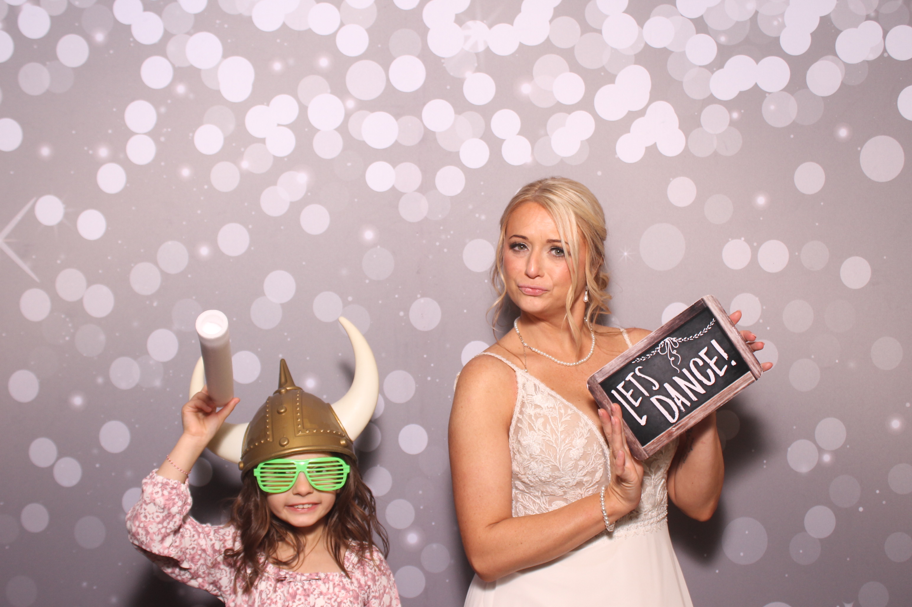 Brittany and KJ's Wedding!! | View more photos from the event at gallery.photoboothcincy.com/u/PhotoBoothCincy/Brittany-and-KJs-Wedding