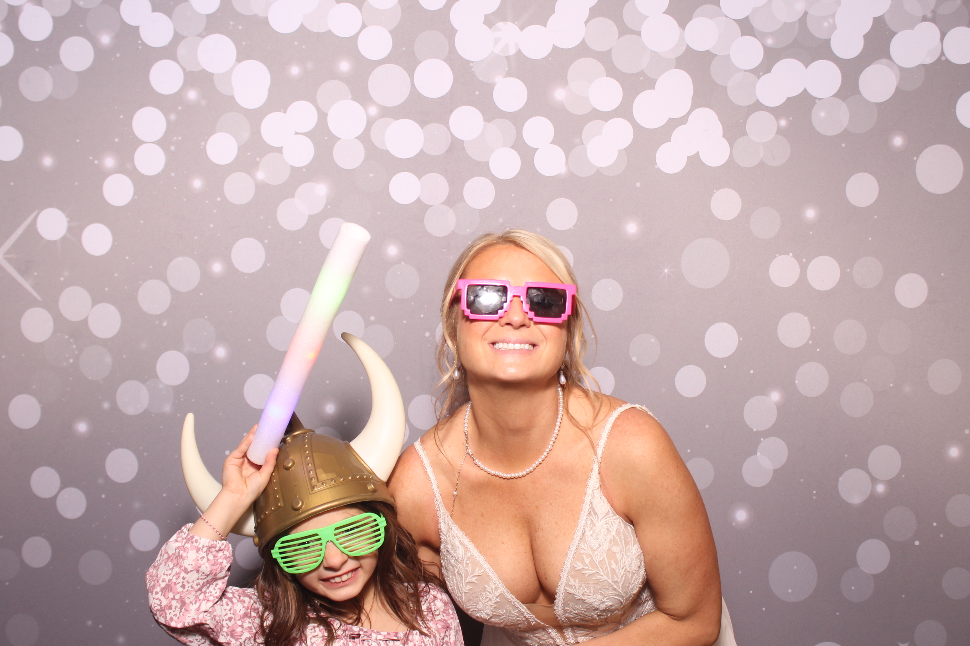 Brittany and KJ's Wedding!! | View more photos from the event at gallery.photoboothcincy.com/u/PhotoBoothCincy/Brittany-and-KJs-Wedding