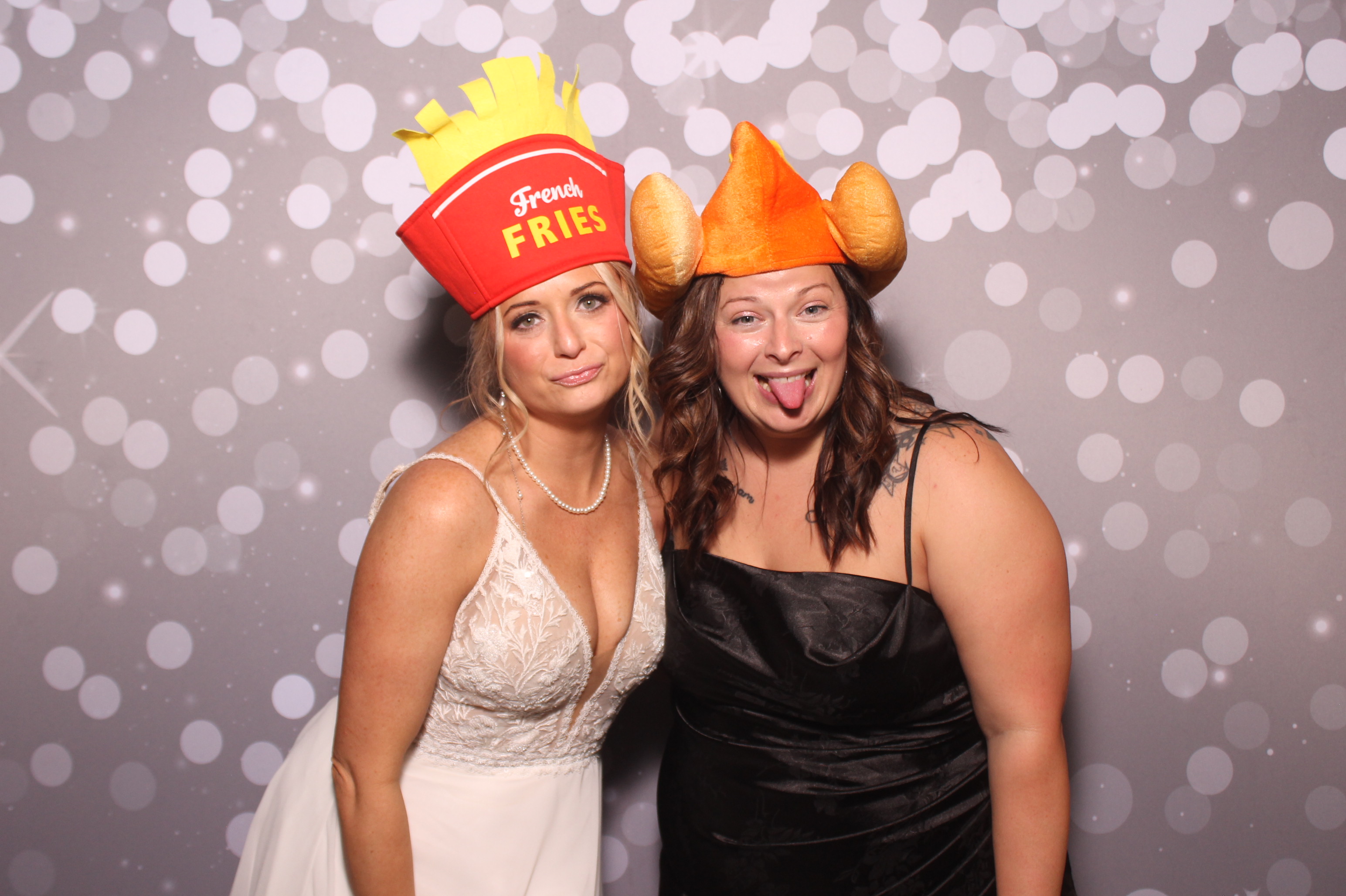 Brittany and KJ's Wedding!! | View more photos from the event at gallery.photoboothcincy.com/u/PhotoBoothCincy/Brittany-and-KJs-Wedding
