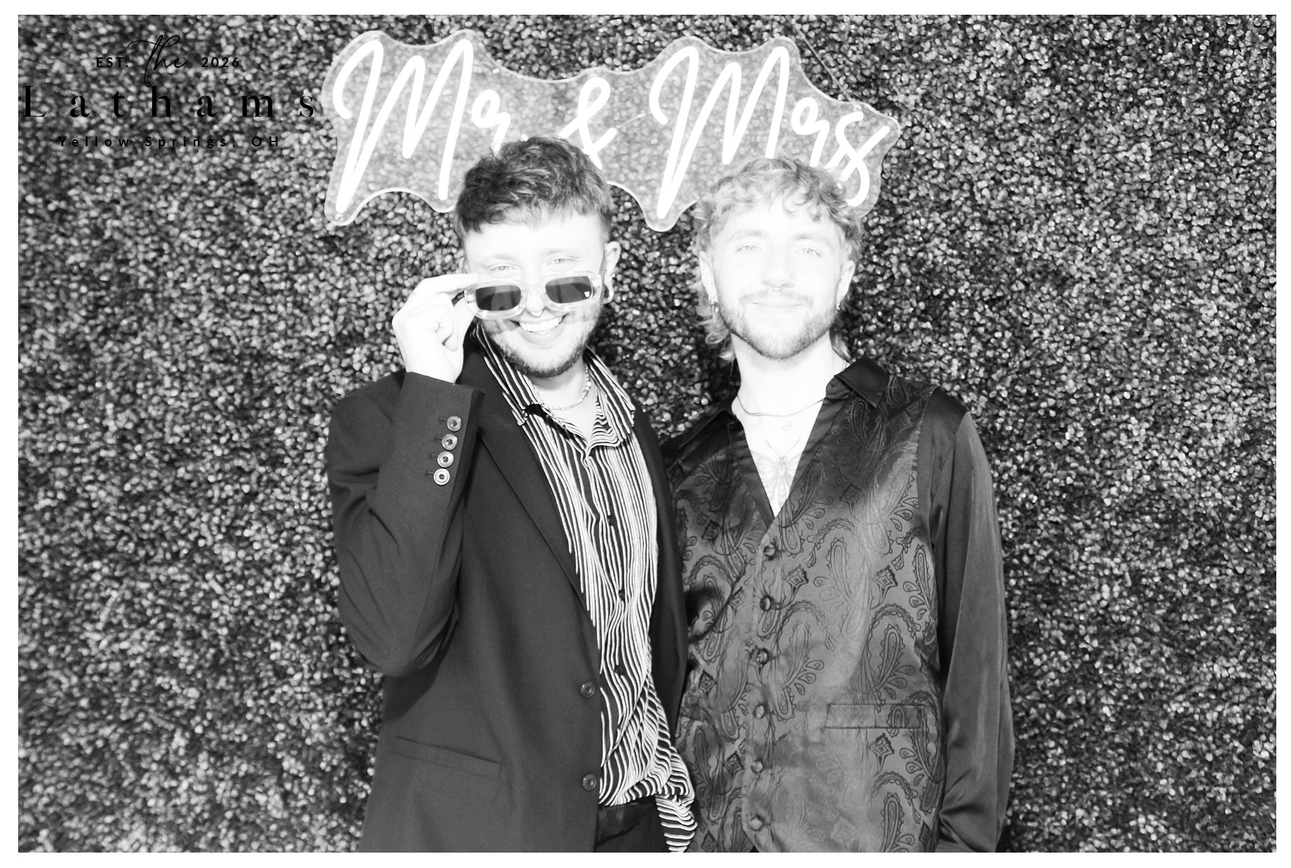 Brittany and Stefari Wedding | View more photos from the event at gallery.photoboothcincy.com/u/PhotoBoothCincy/Brittany-and-Stefari-Wedding