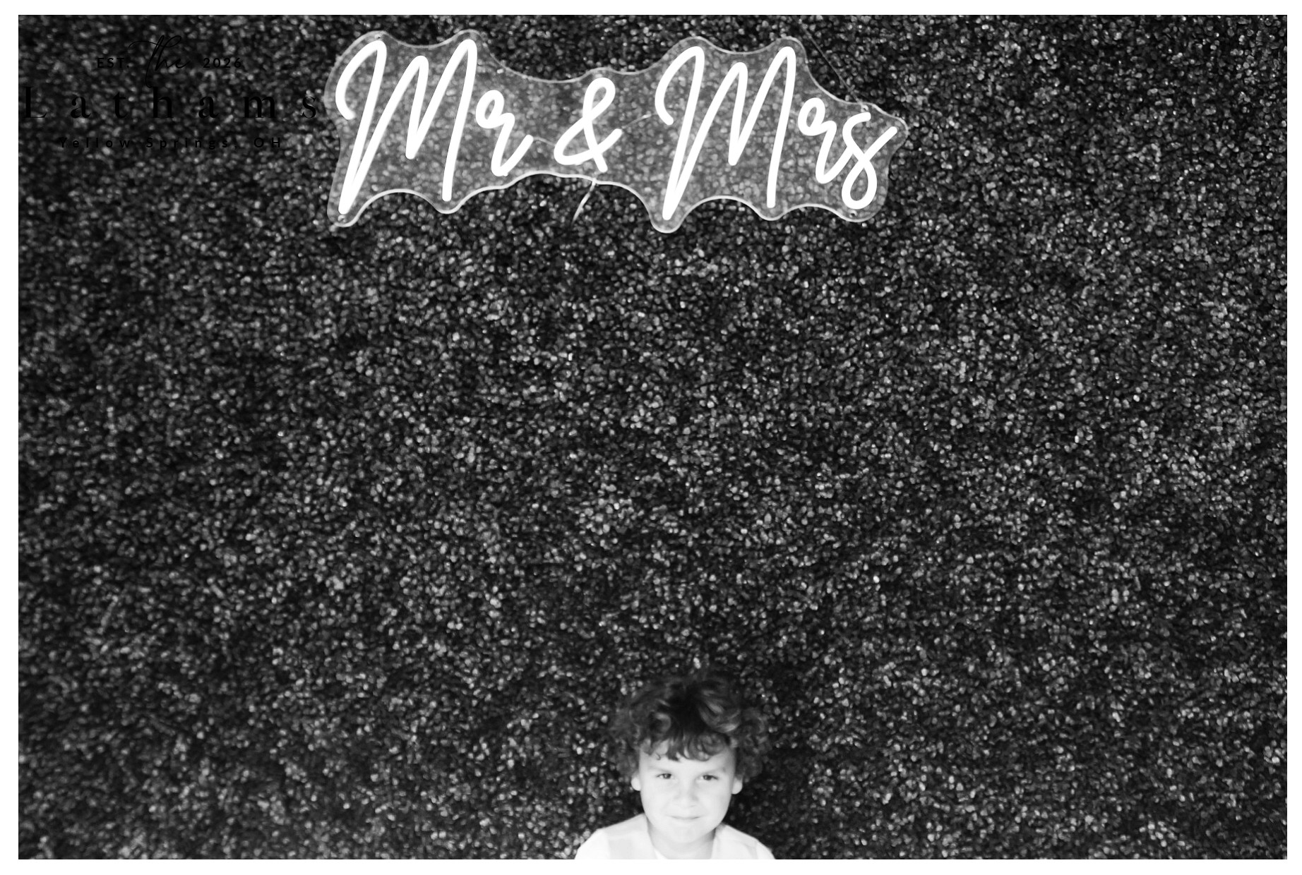 Brittany and Stefari Wedding | View more photos from the event at gallery.photoboothcincy.com/u/PhotoBoothCincy/Brittany-and-Stefari-Wedding