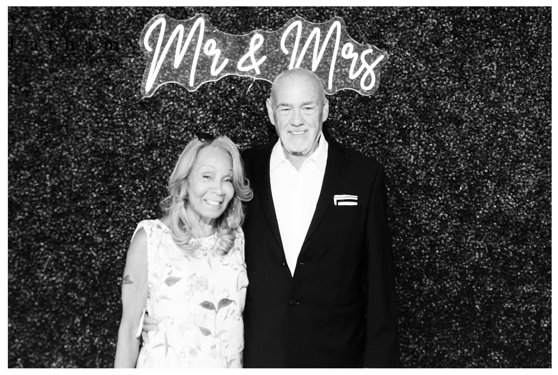 Brittany and Stefari Wedding | View more photos from the event at gallery.photoboothcincy.com/u/PhotoBoothCincy/Brittany-and-Stefari-Wedding