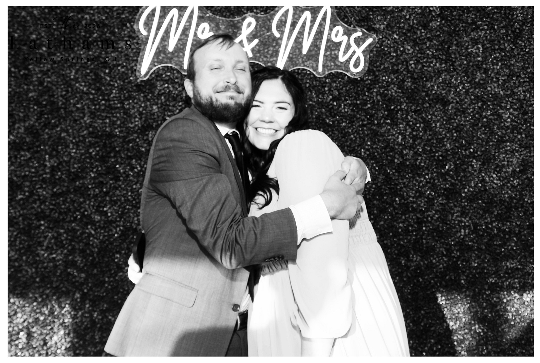 Brittany and Stefari Wedding | View more photos from the event at gallery.photoboothcincy.com/u/PhotoBoothCincy/Brittany-and-Stefari-Wedding