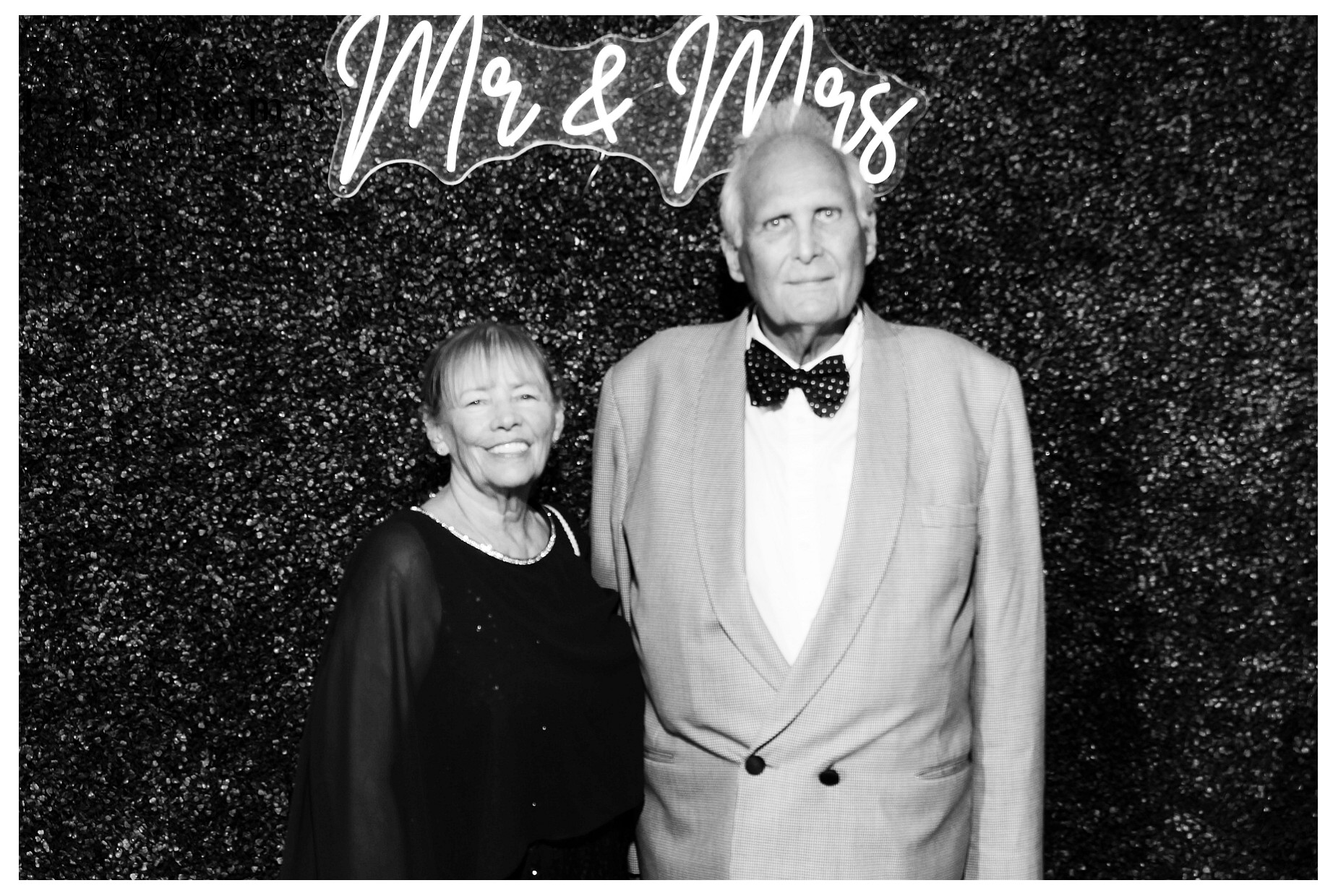 Brittany and Stefari Wedding | View more photos from the event at gallery.photoboothcincy.com/u/PhotoBoothCincy/Brittany-and-Stefari-Wedding