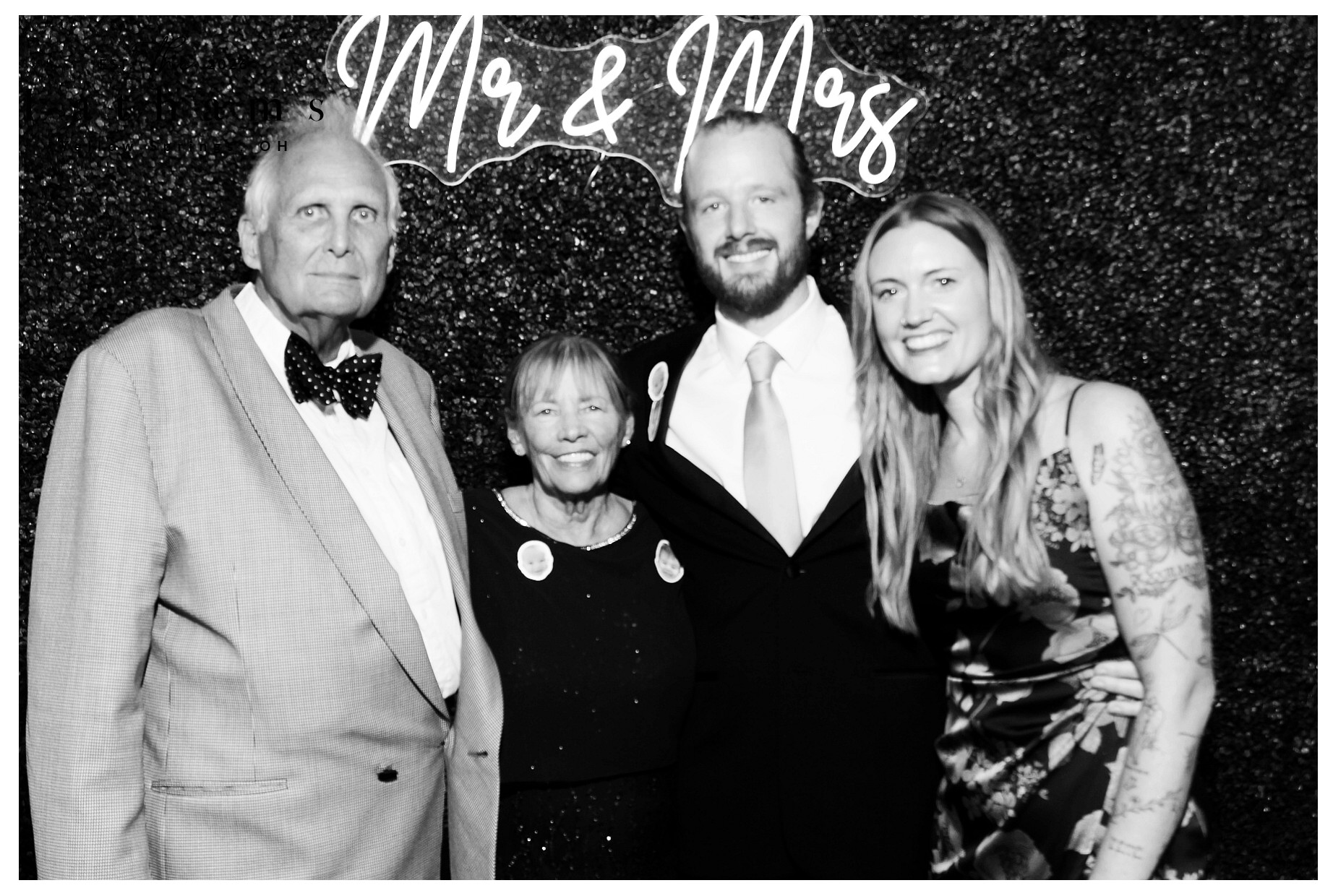 Brittany and Stefari Wedding | View more photos from the event at gallery.photoboothcincy.com/u/PhotoBoothCincy/Brittany-and-Stefari-Wedding